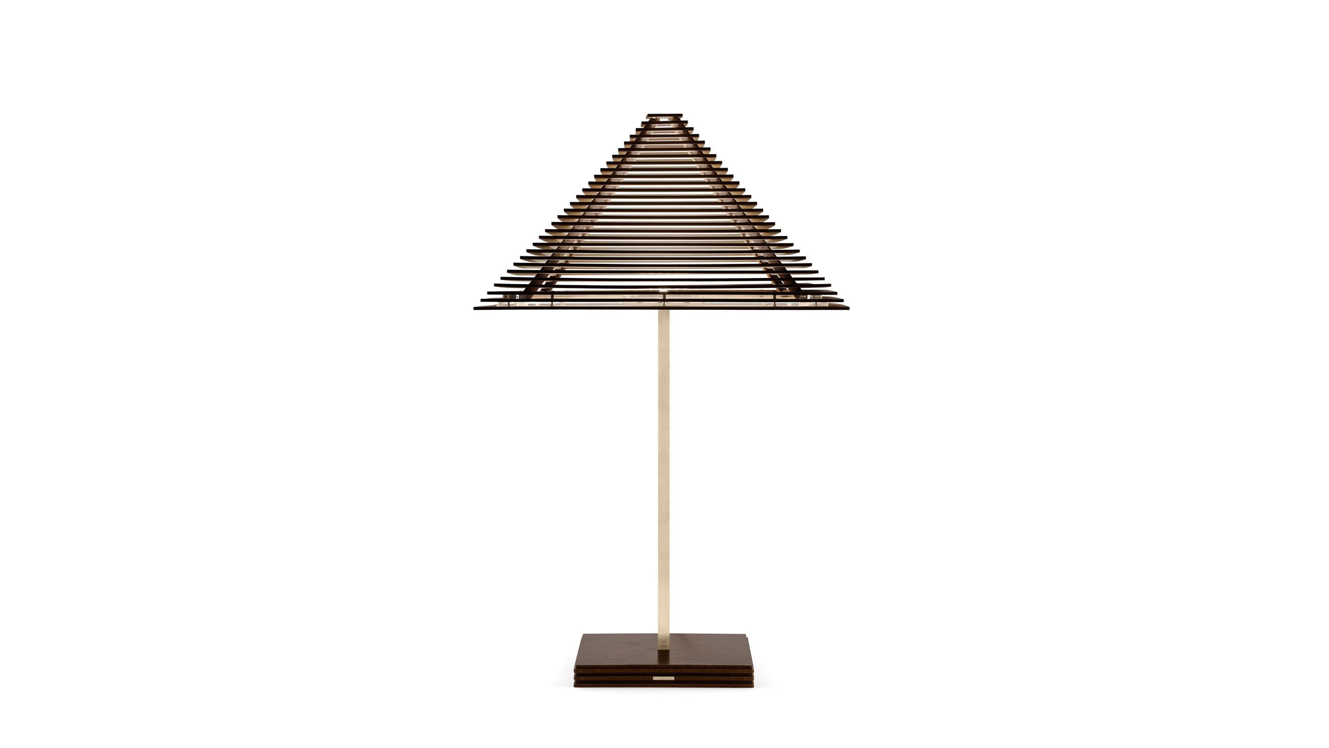 Logo Lamp di Giorgio Armani - Credits: Courtesy Casa Armani