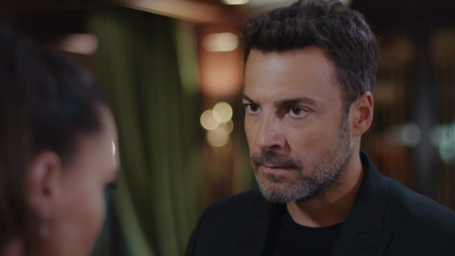Baris Kilic (Kaya) in una scena di Forbidden Fruit 4