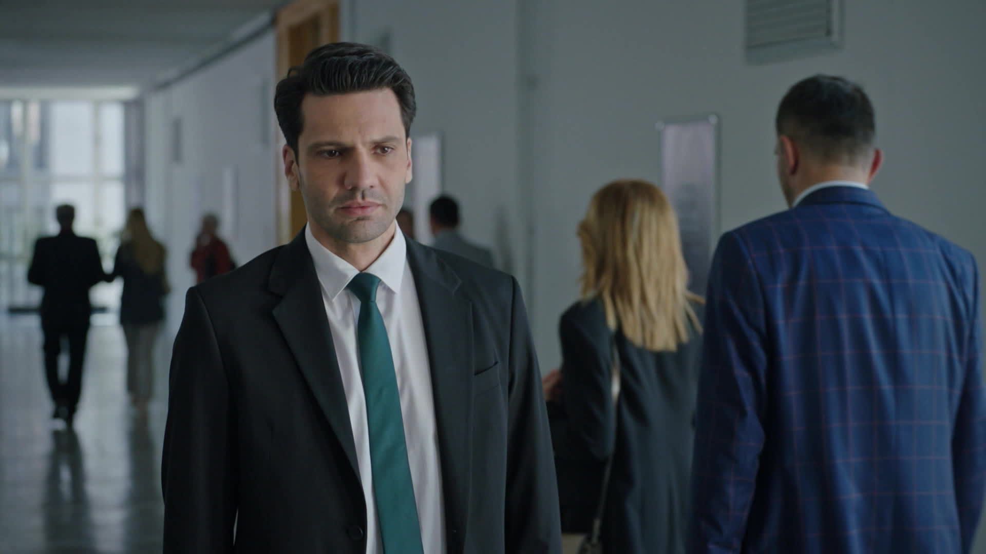 Ilgaz in una scena di Segreti di famiglia