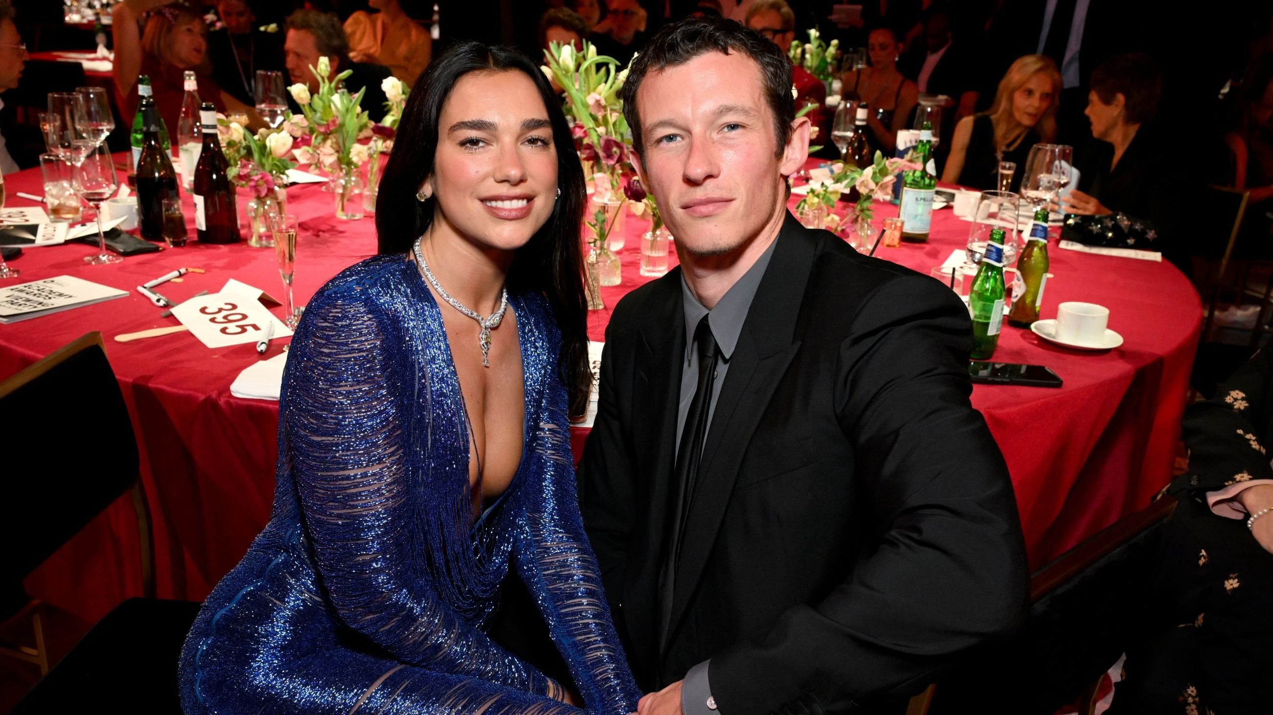 Dua Lipa e Callum Turner partecipano alla 34ª festa annuale di visione degli Academy Awards della Elton John AIDS Foundation il 15 marzo 2026 a West Hollywood, in California - Credits: Getty Images