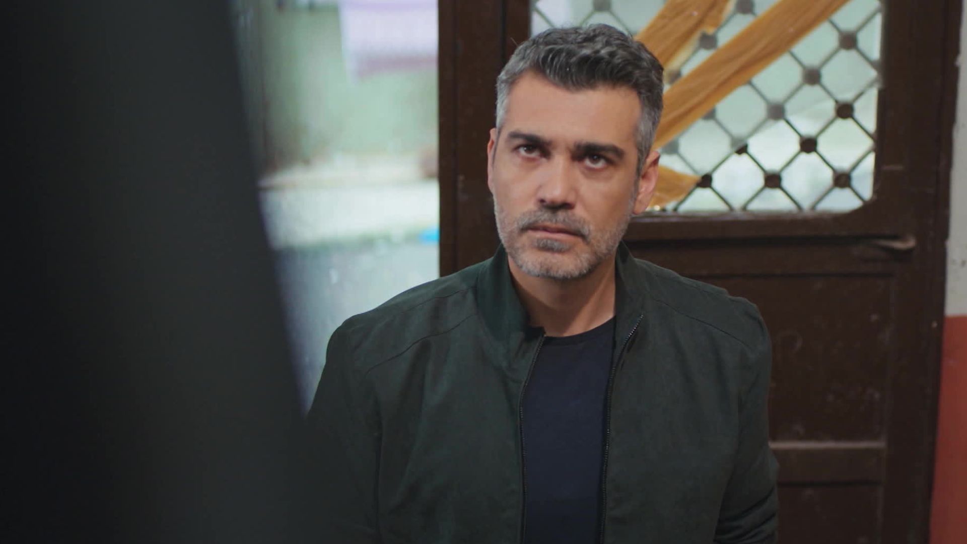 Sarp in una scena de La forza di una donna 2