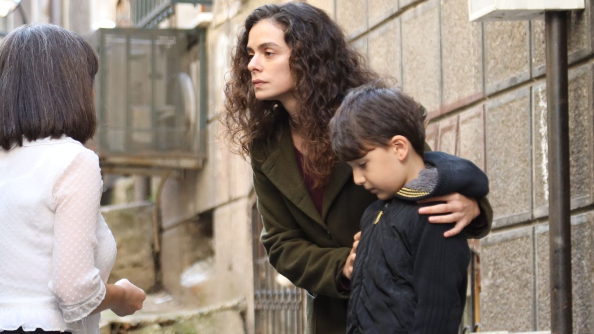 Bahar in una scena de La forza di una donna 3