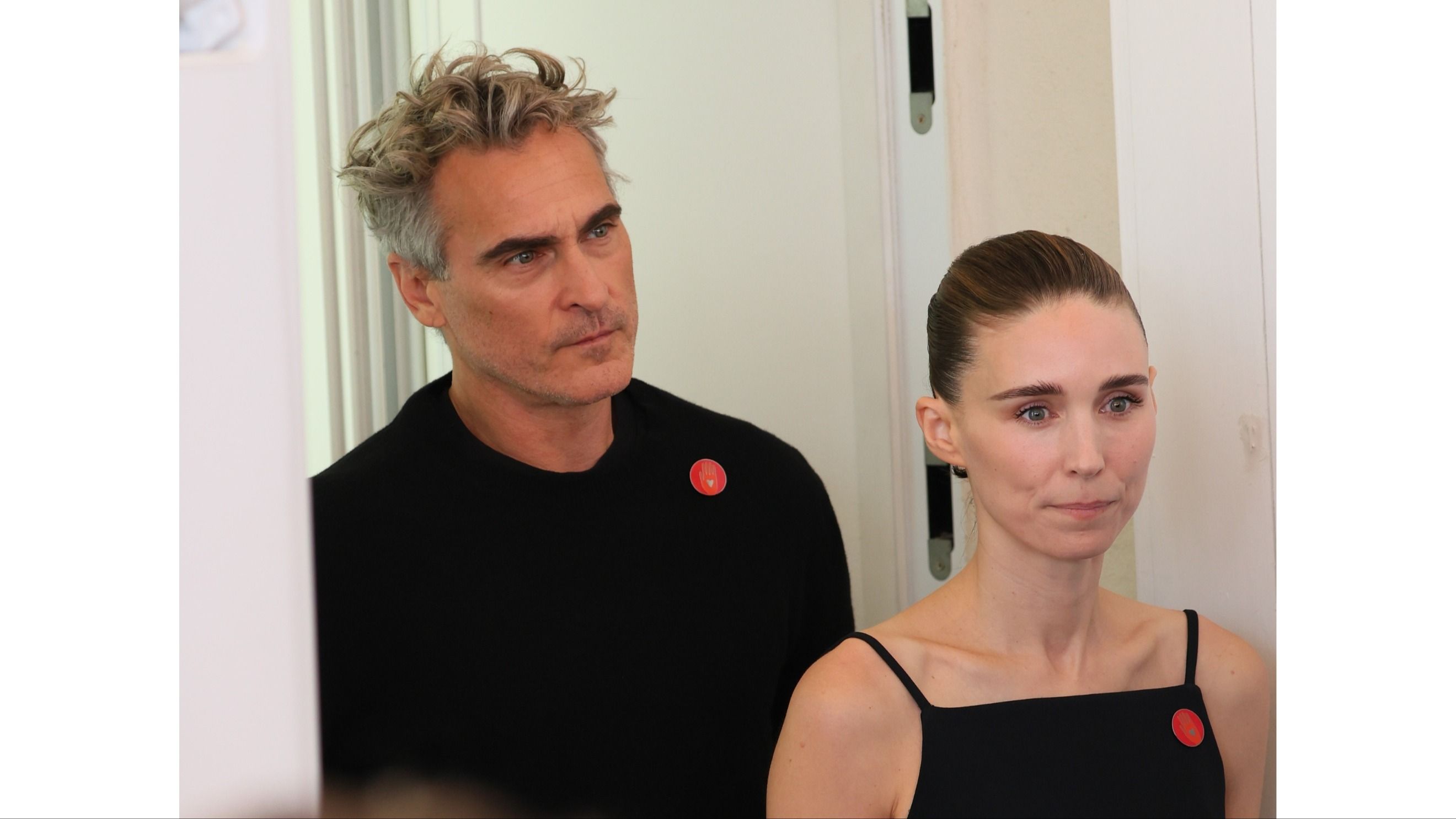 Joaquin Phoenix e Rooney Mara partecipano al photocall di “The Voice of Hind Rajab” durante l’82ª Mostra Internazionale d’Arte Cinematografica di Venezia
Credits: Getty Images

