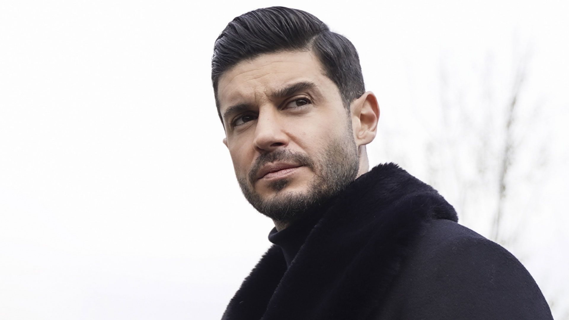 Berk Oktay (Çağatay) in una scena di Forbidden Fruit 4