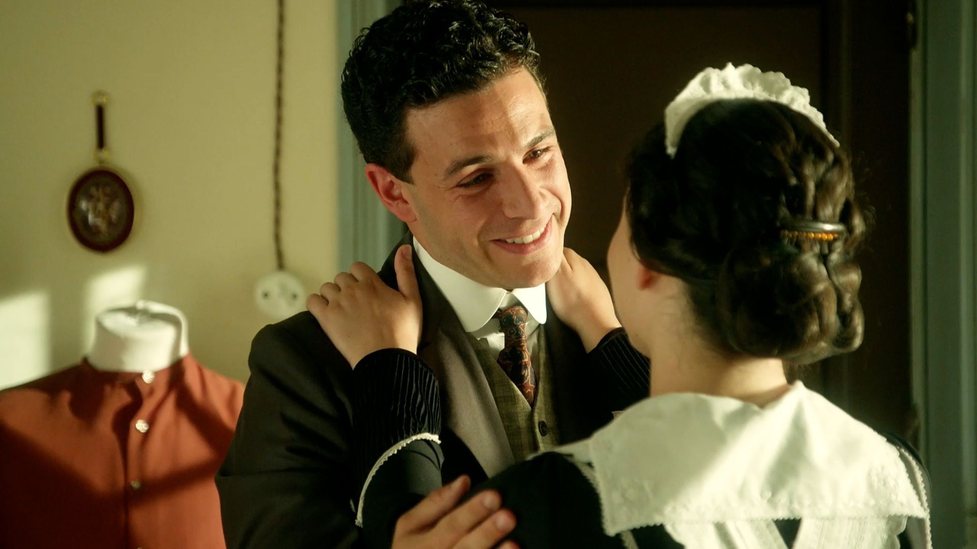 Pepe Nufrio (Federico) in una scena de La Promessa