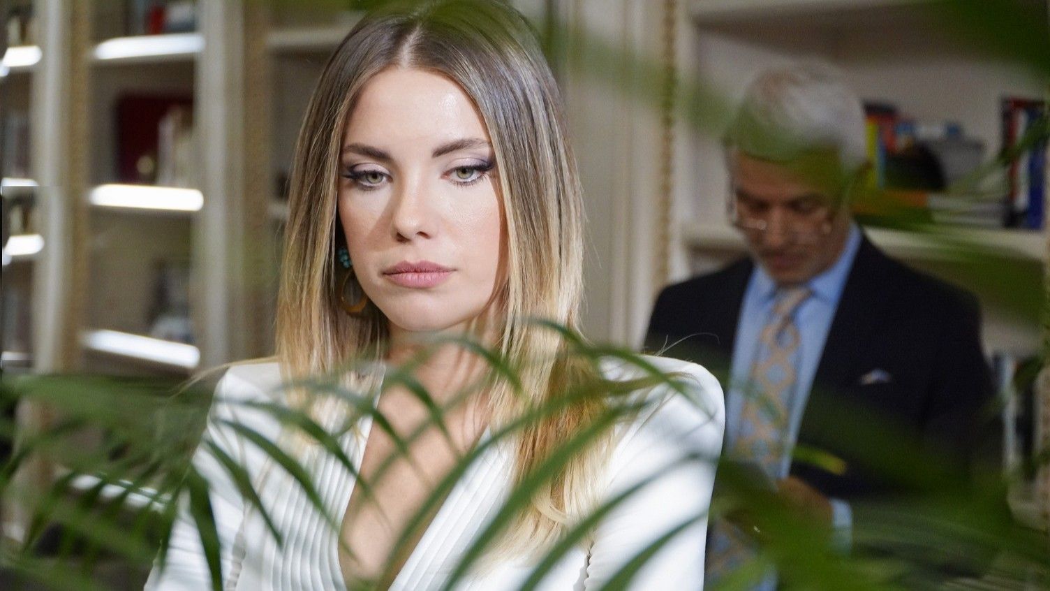 Yildiz (Eda Ece) in Forbidden Fruit 