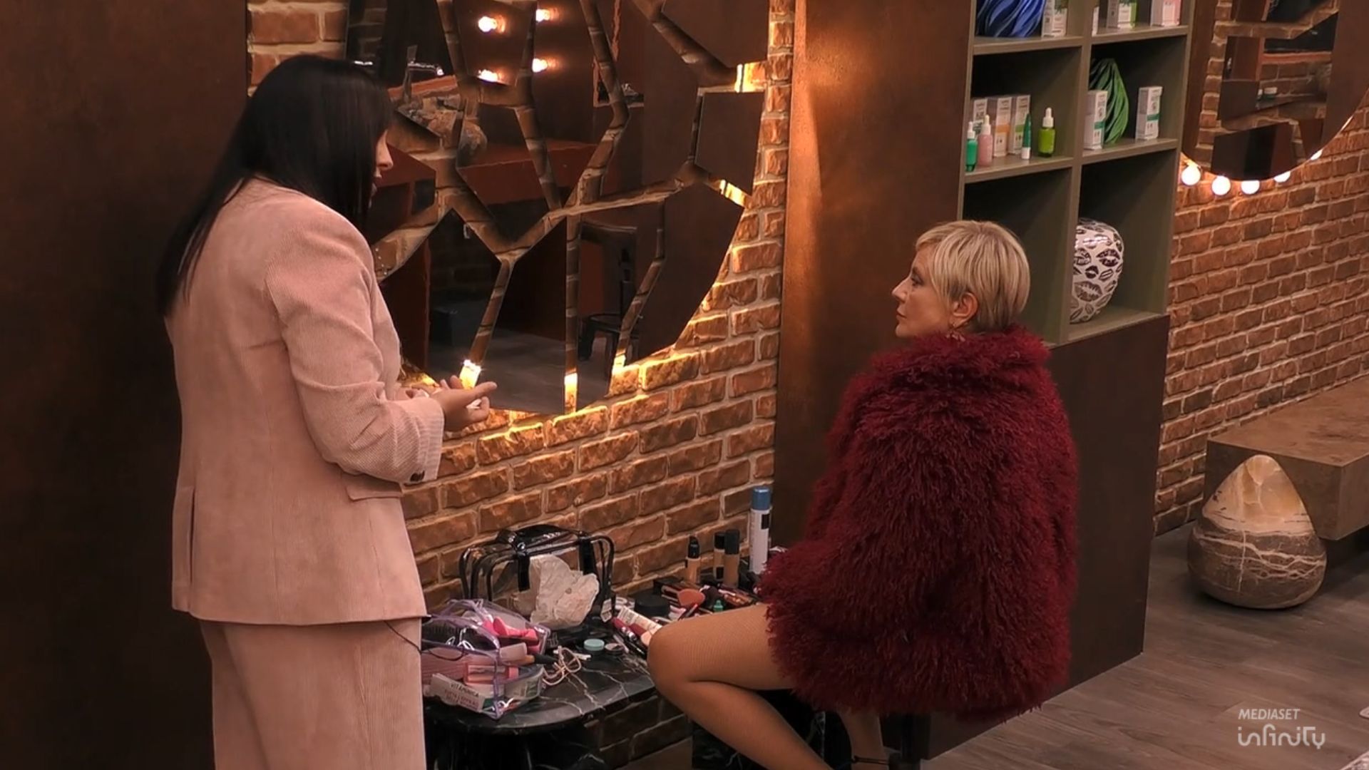 Francesca Manzini e Antonella Elia al GF Vip.