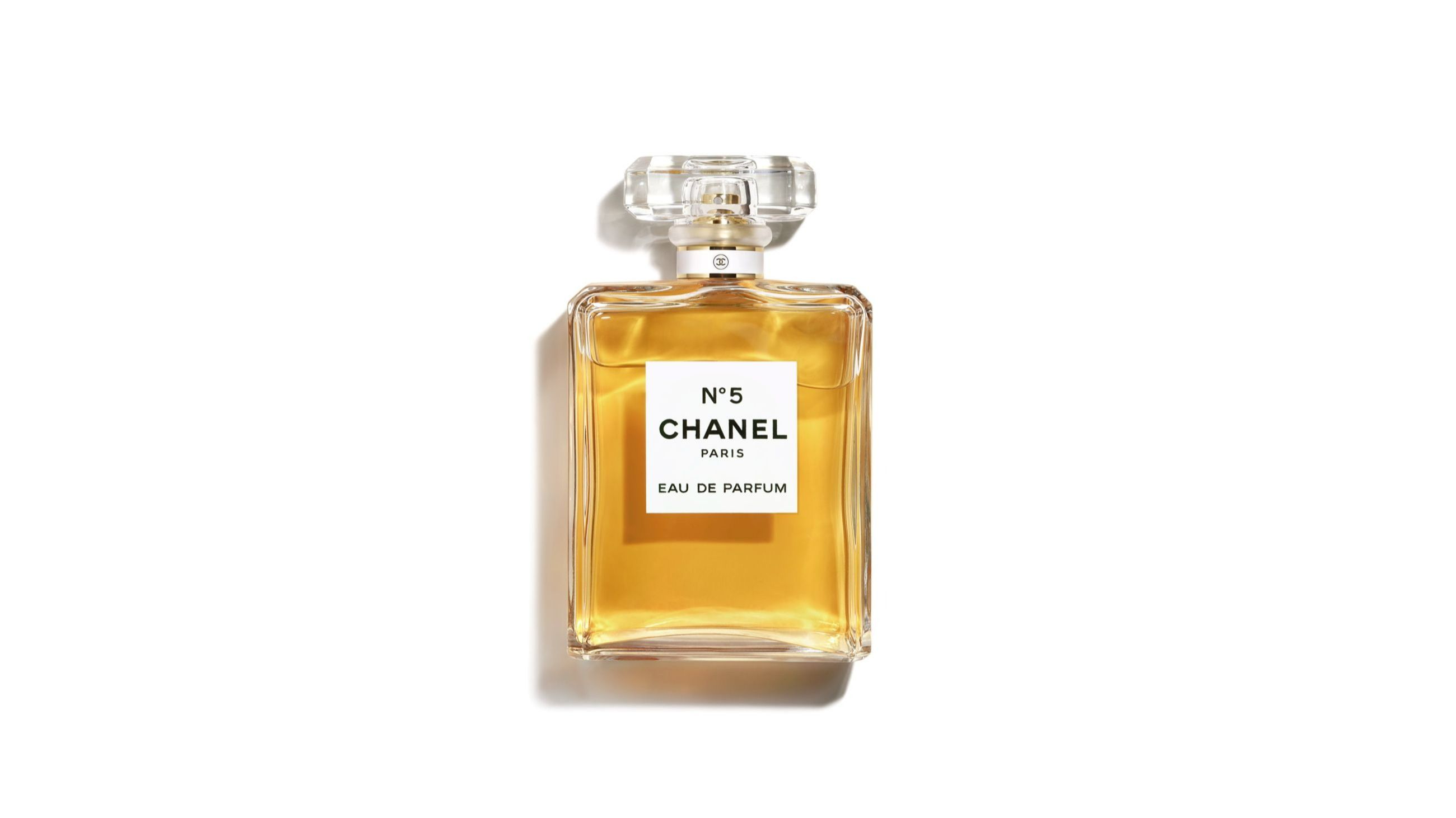 Chanel N° 5, il profumo iconico della Maison Chanel - Credits: Ufficio Stampa