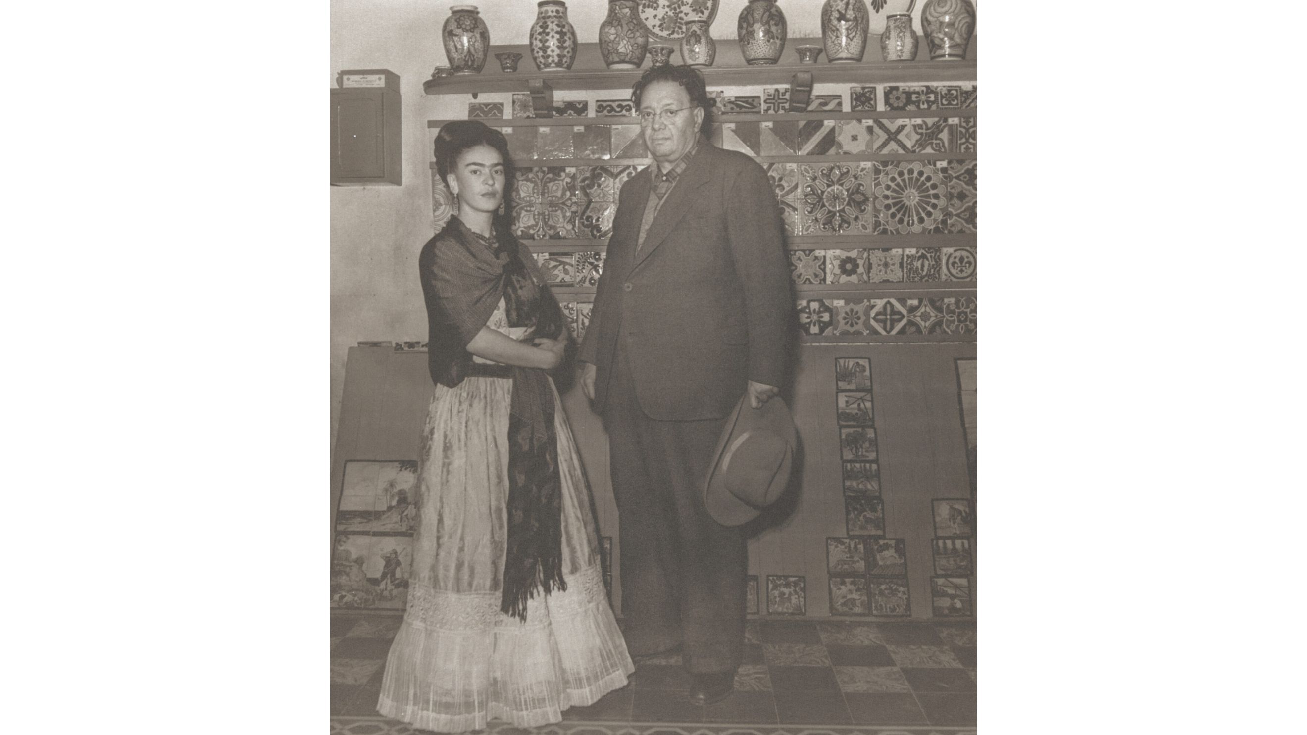 Leo Matiz. Diego Rivera and Frida Kahlo, Mexico. 1946. Platinum/palladium print, 13 3/4 × 12 3/16″ (35 × 31 cm). The Museum of Modern Art, New York. Gift of Alejandra Matiz. Photo: Robert Gerhardt