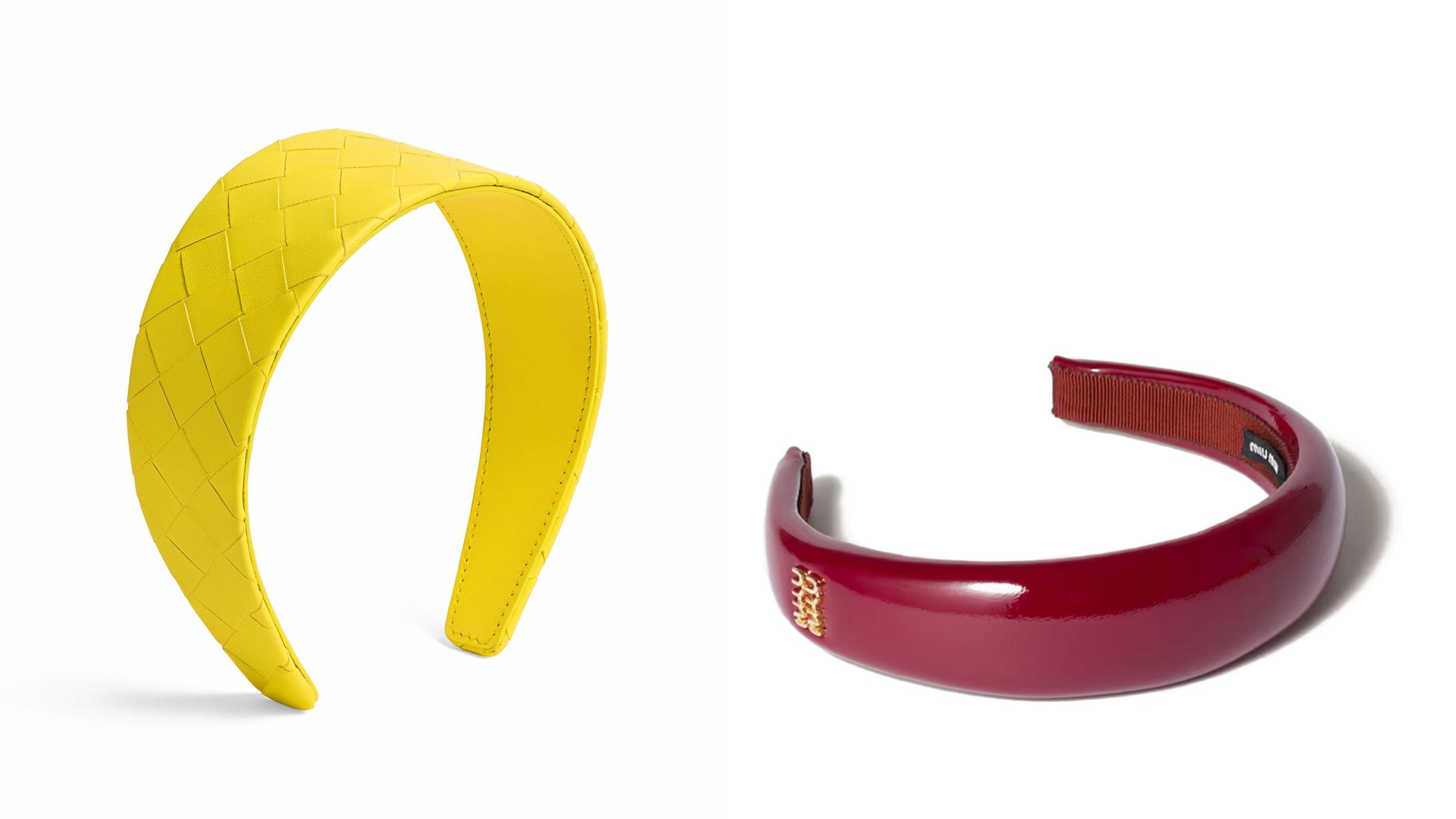 Da sinistra, il cerchietto con pelle intrecciata nella tonalità sulfur firmato Bottega Veneta ed il modello in pelle verniciata di Miu Miu -Credits: Press Office; Credits: www.miumiu.com