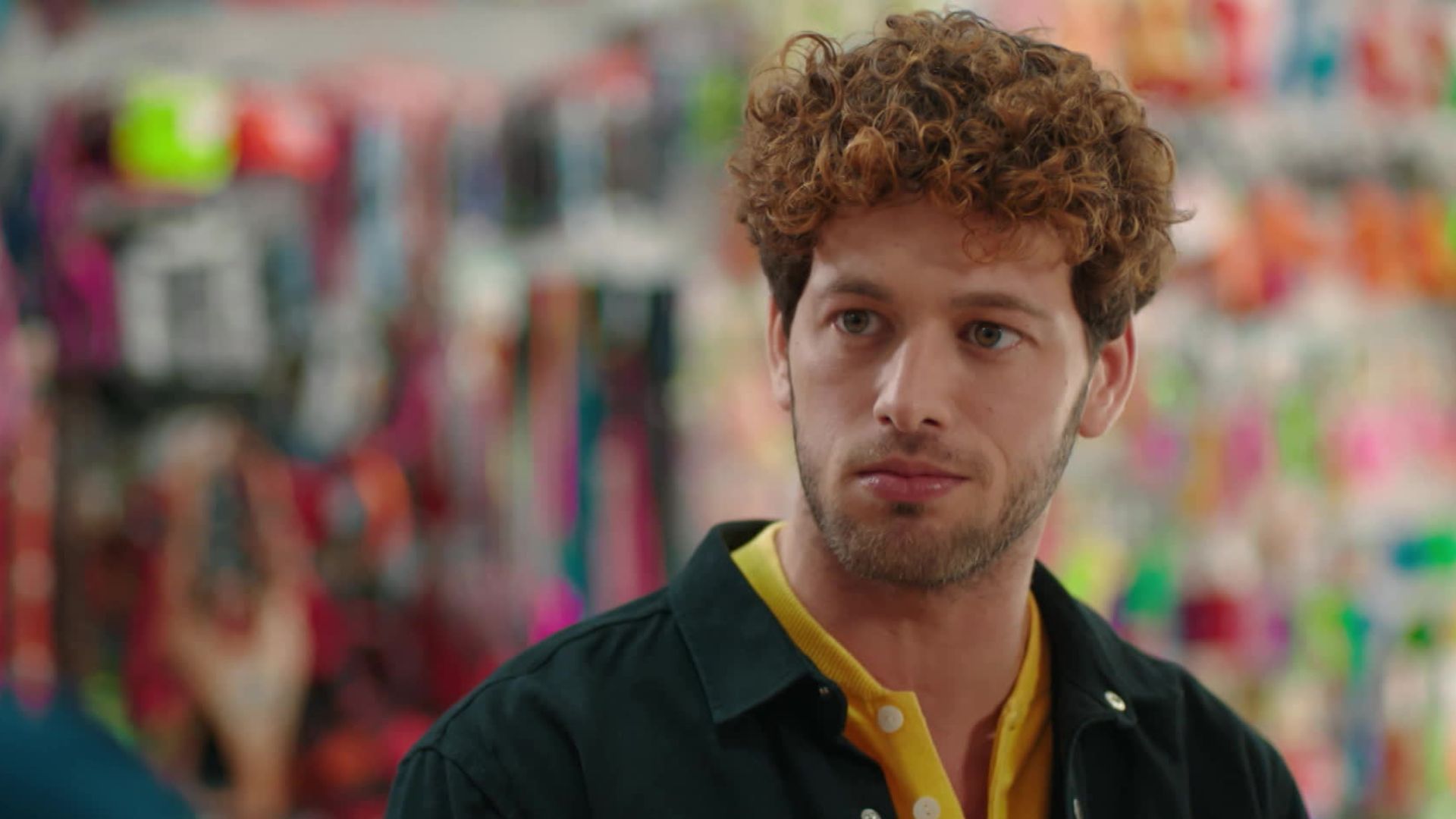 Rami Narin (Alper) in una scena di Be My Sunshine