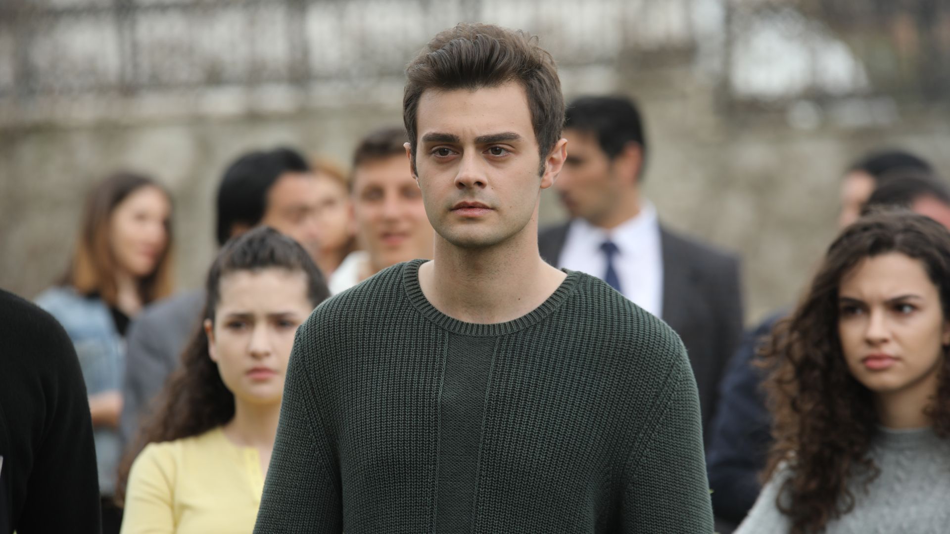Yigit Kocak (Omer) in una scena di Tutto per la mia famiglia