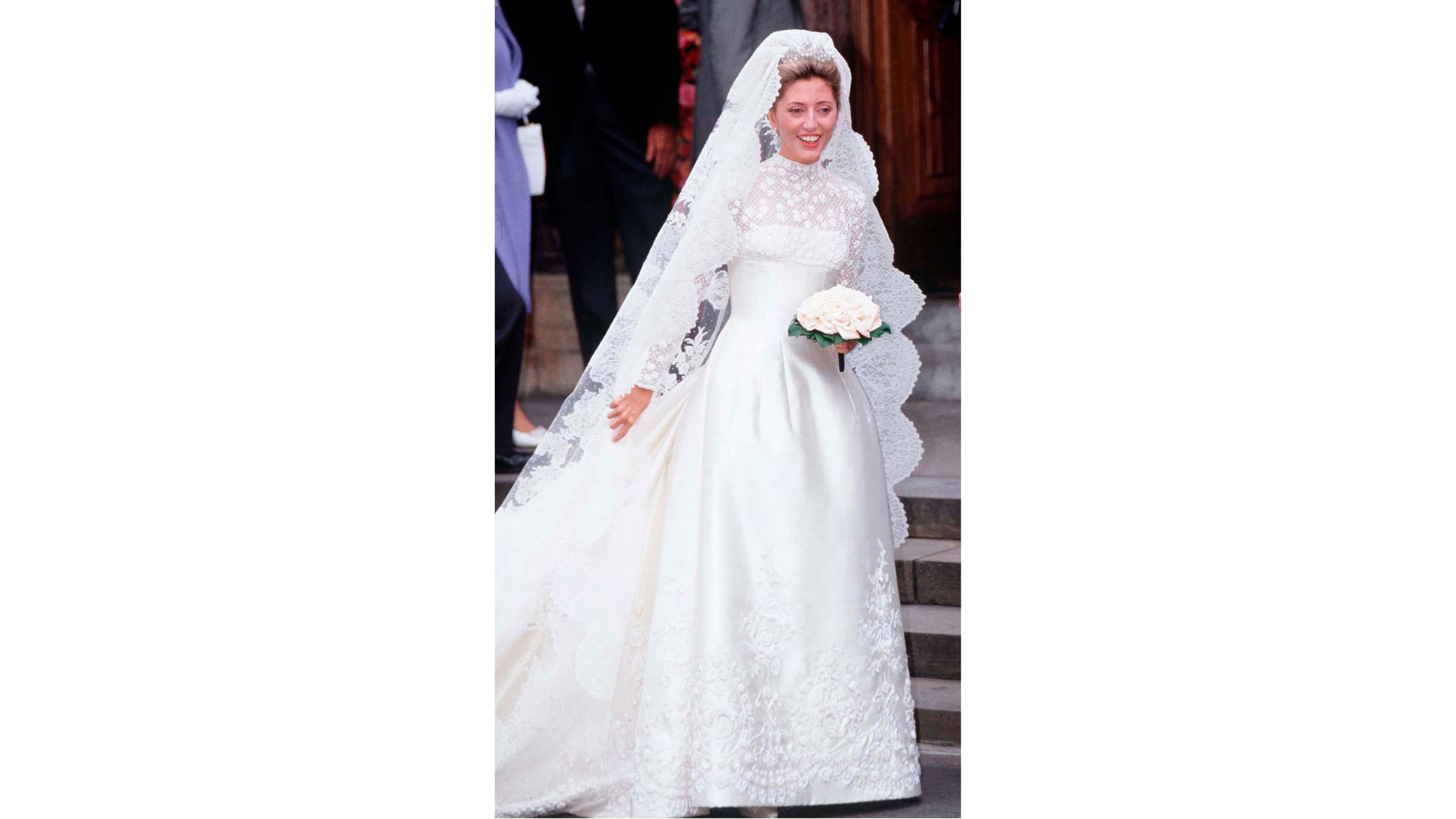 La sposa Marie-Chantal al matrimonio del principe ereditario Pavlos di Grecia, nella Cattedrale greco-ortodossa di Santa Sofia a Londra - Credits: Getty Images