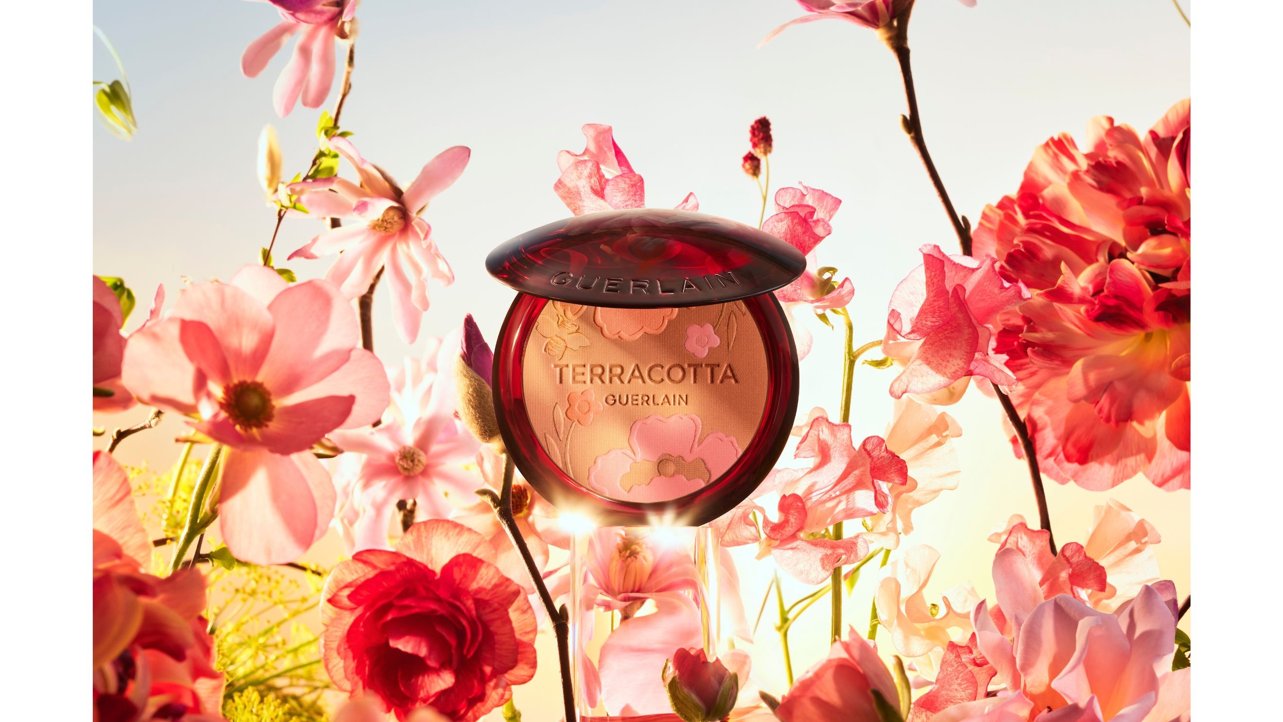 Guerlain, Terracotta Flower Blossom Summer 2025 – Limited edition 
Courtesy Press Office