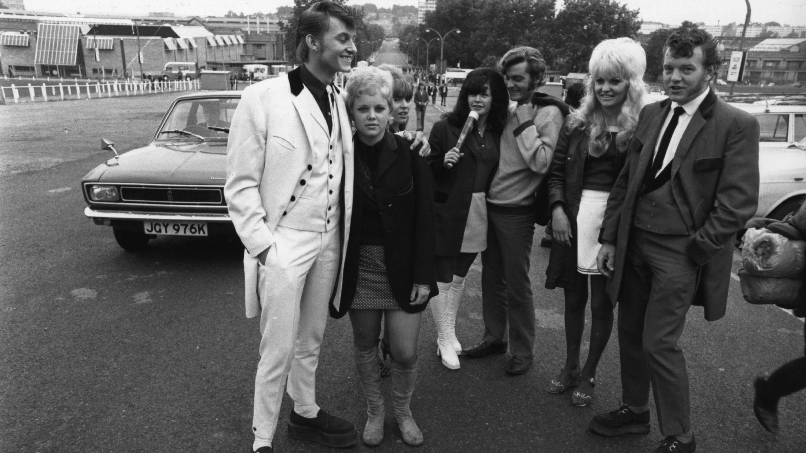 Giovani Teds arrivano al Wembley Rock and Roll Festival, 1972 - Credits Getty Images