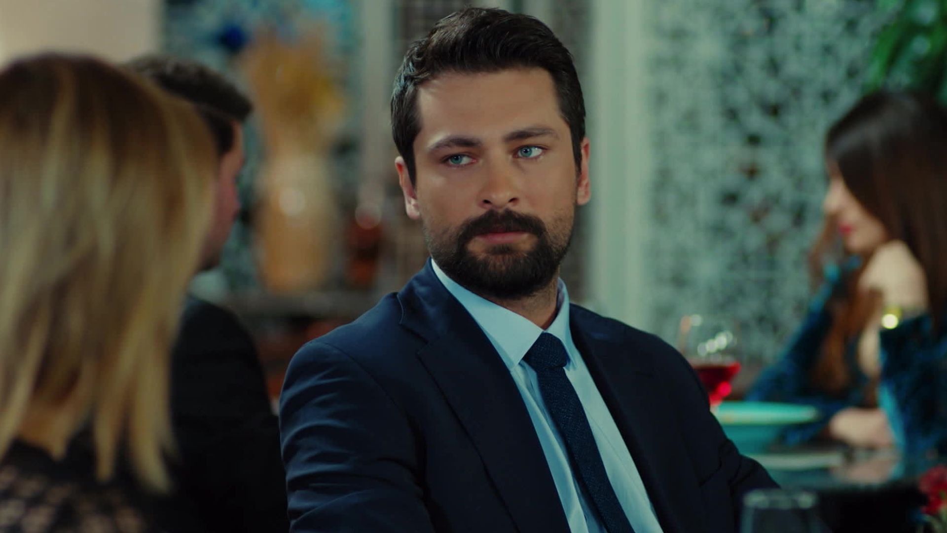 Alihan in una scena di Forbidden Fruit 2