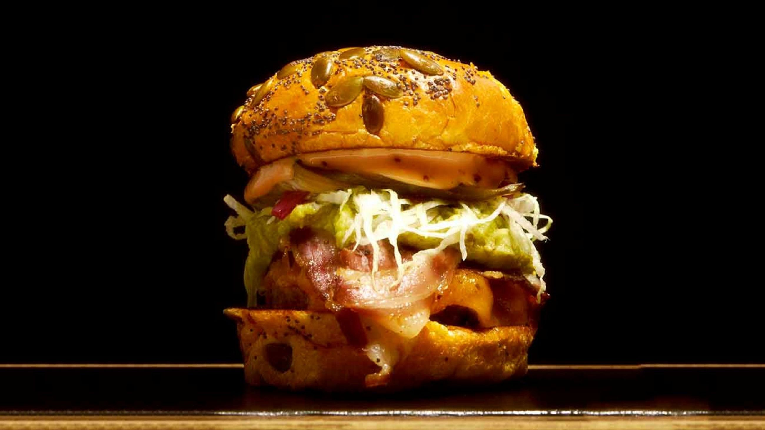 Al Mercato Burger Bar - Credits: Courtesy Press Office