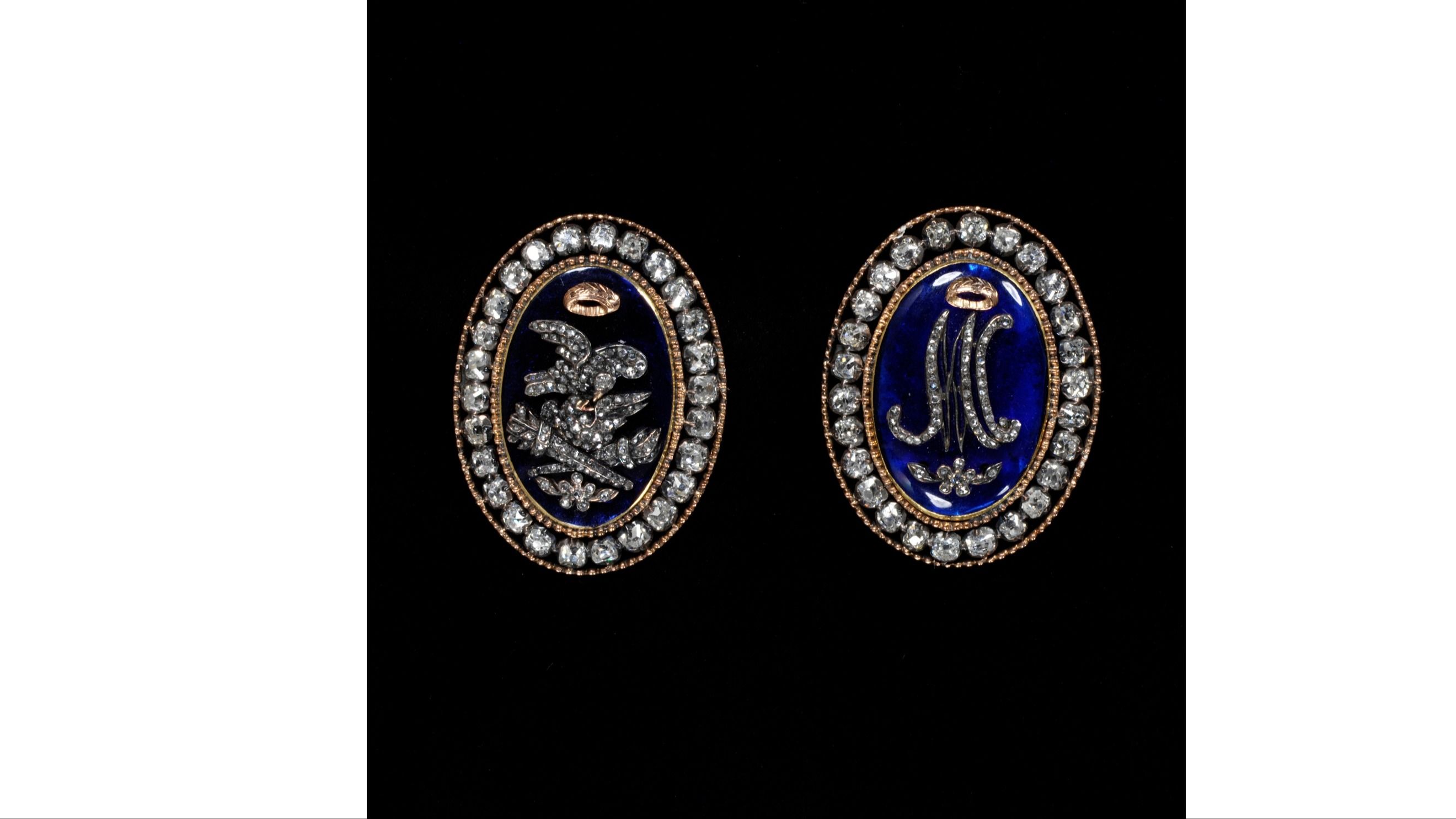 Fermagli di bracciali nuziali
Credits: Victoria and Albert Museum, Londra