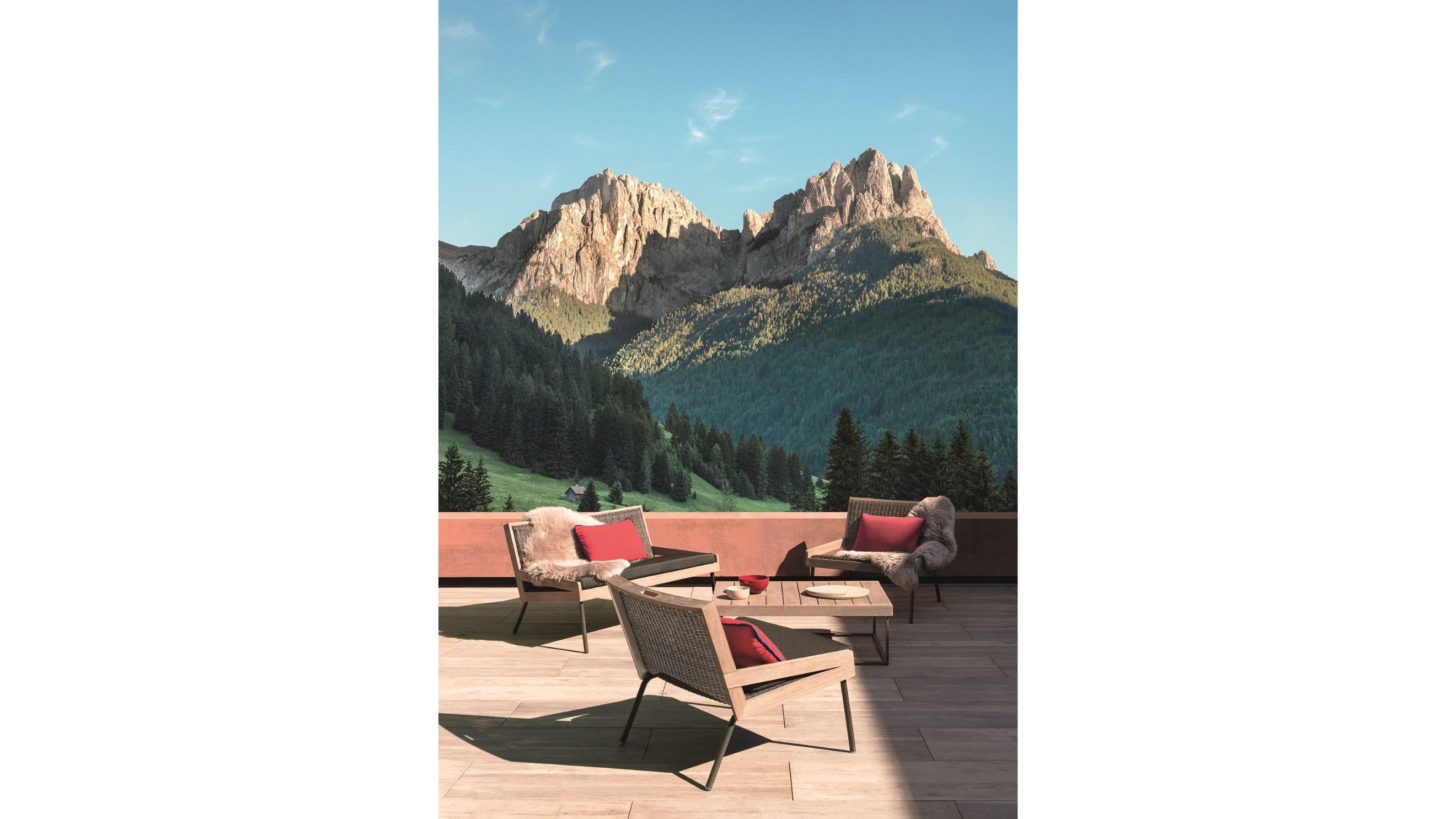 Poltrona Allaperto Mountain, Ethimo - Courtesy Ethimo