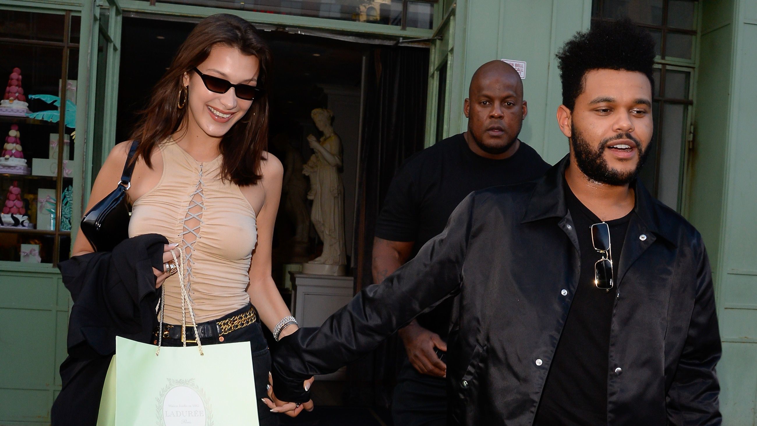 Bella Hadid insieme al cantante The Weeknd, New York, 2018 - Credits Getty Images