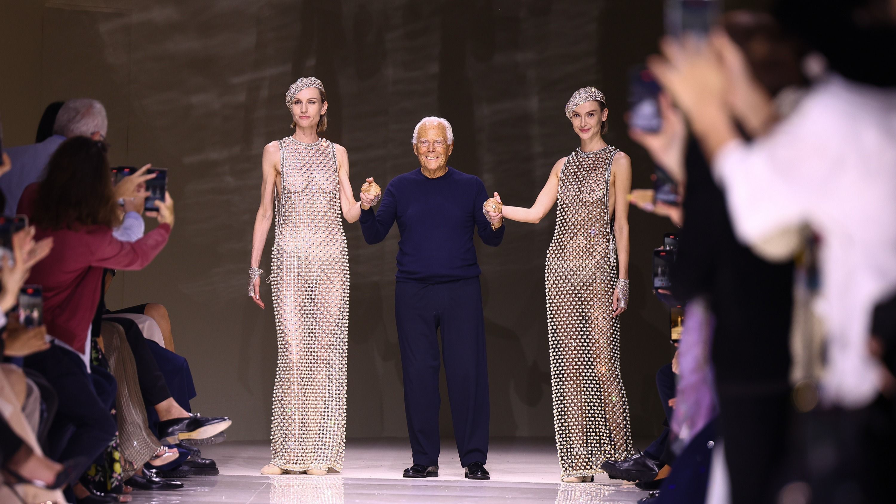 Giorgio Armani alla Haute Couture FW24/25 di Parigi 
Credit Getty Images