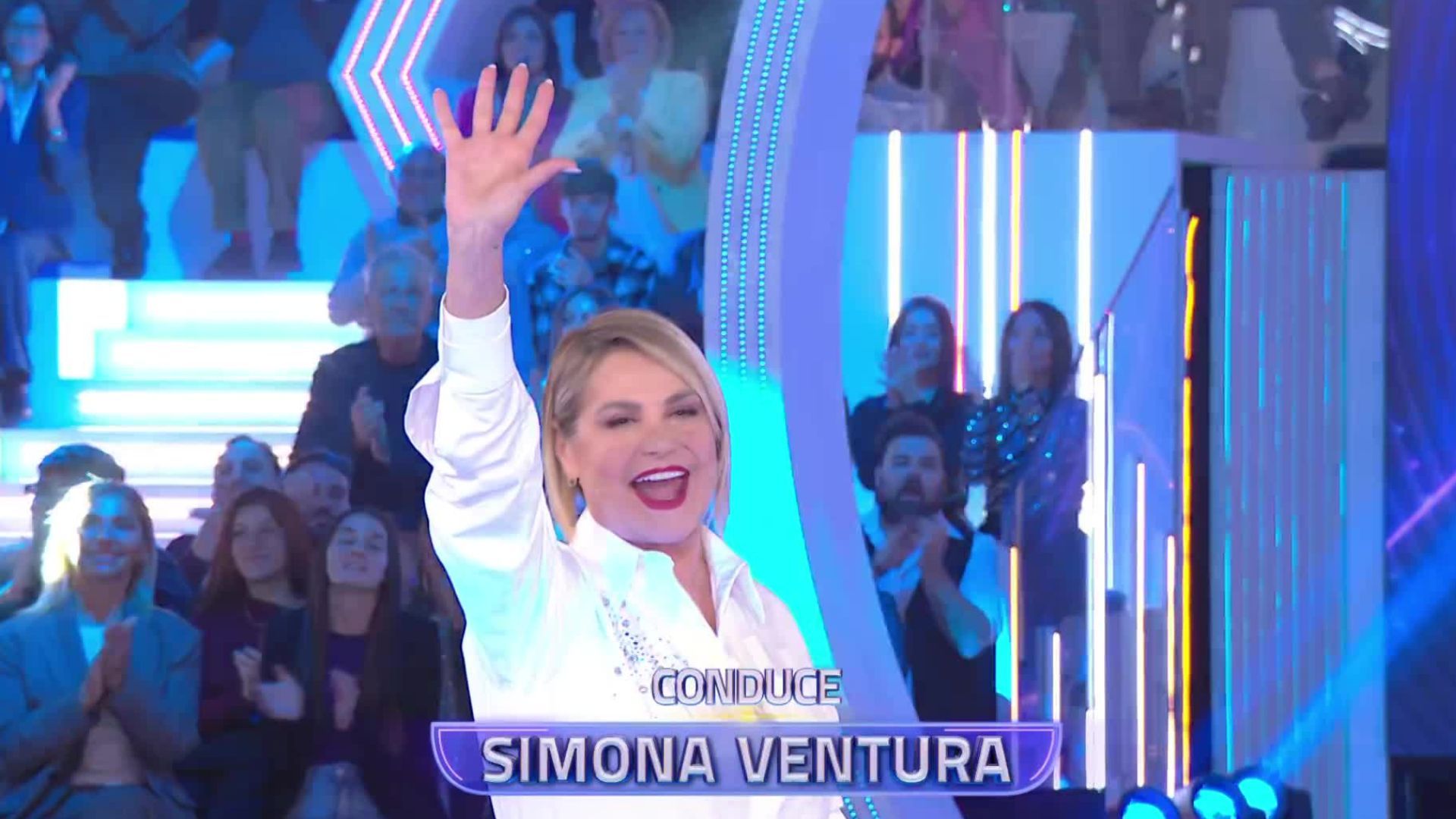 Simona Ventura conduce il Grande Fratello