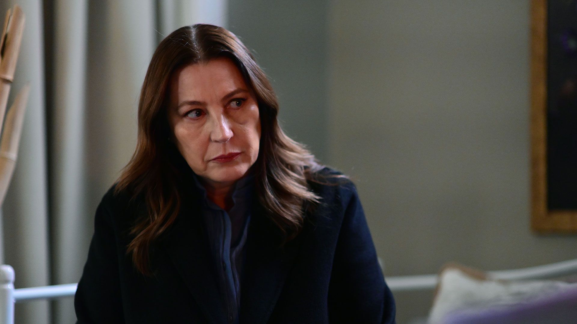 Vahide Perçin (Güzide Yenersoy) in una scena di Tradimento