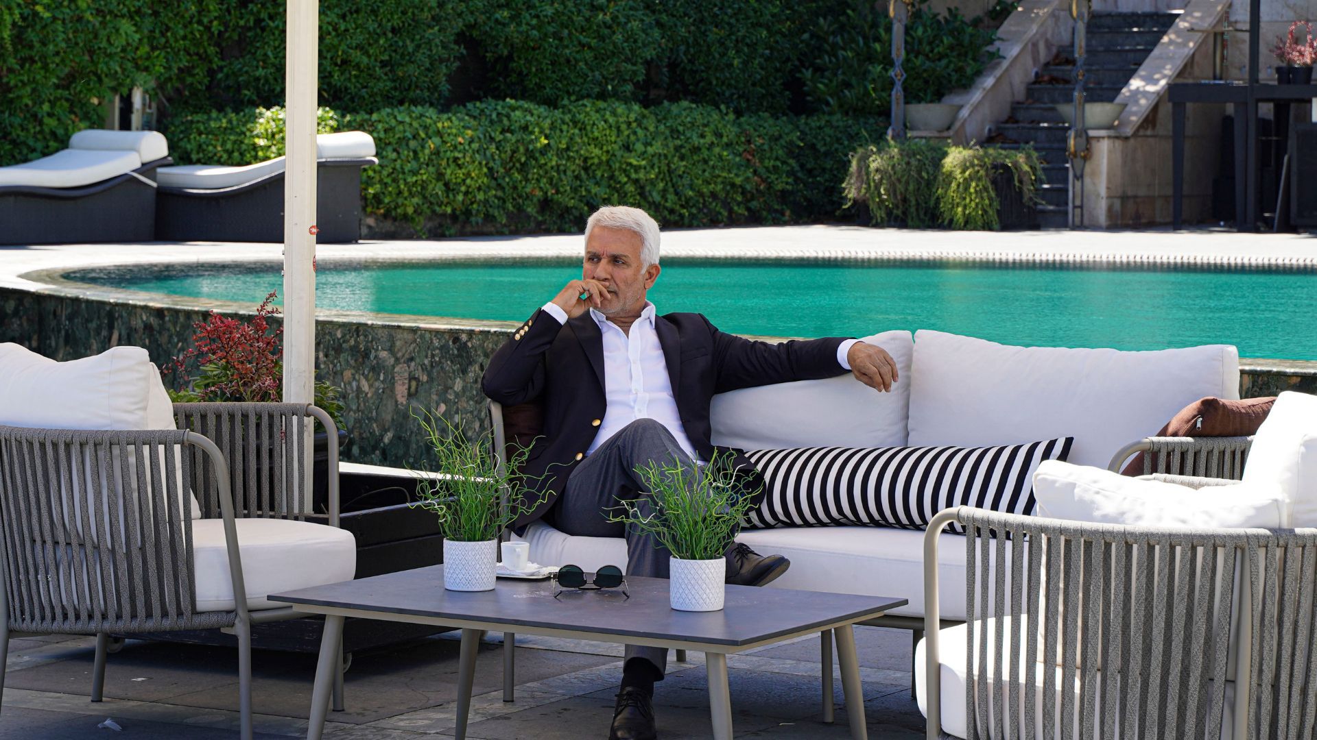Talat Bulut (Halit) in una scena di Forbidden Fruit 3
