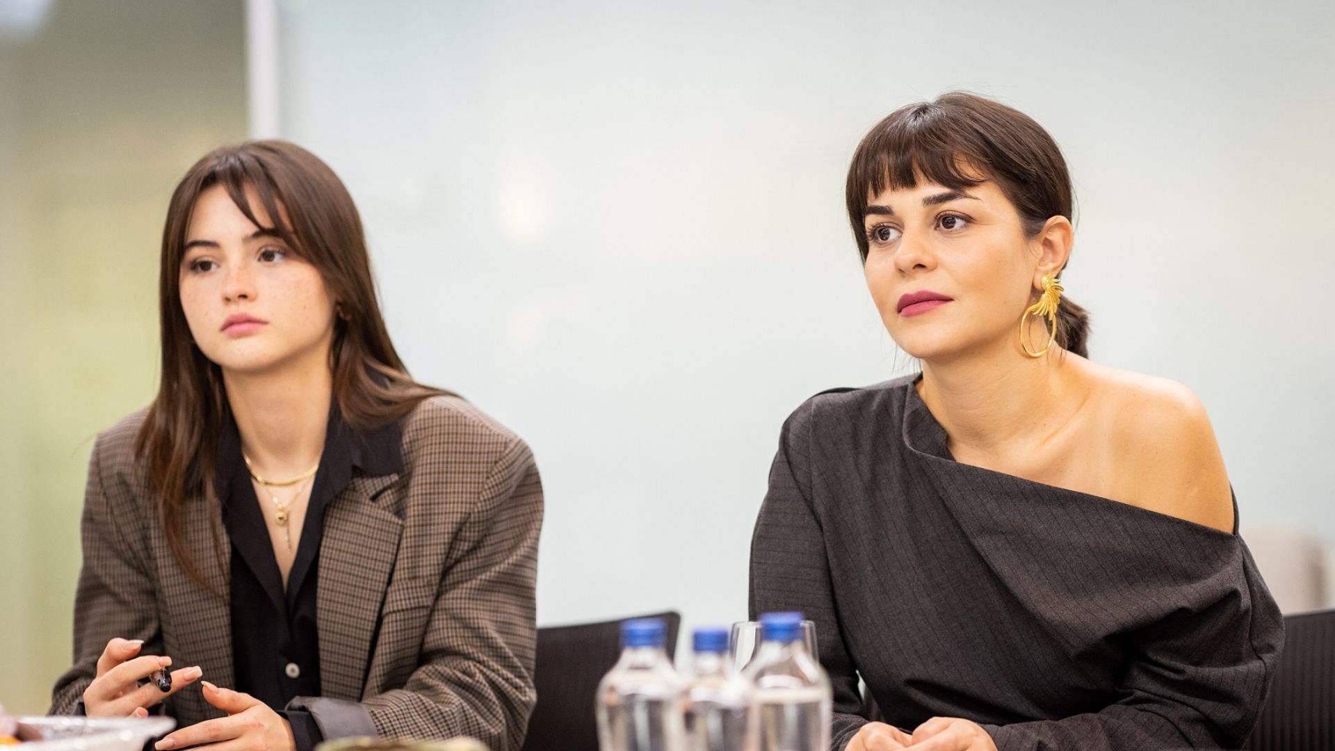 Gonul e Bade in una scena di Io sono Farah 2