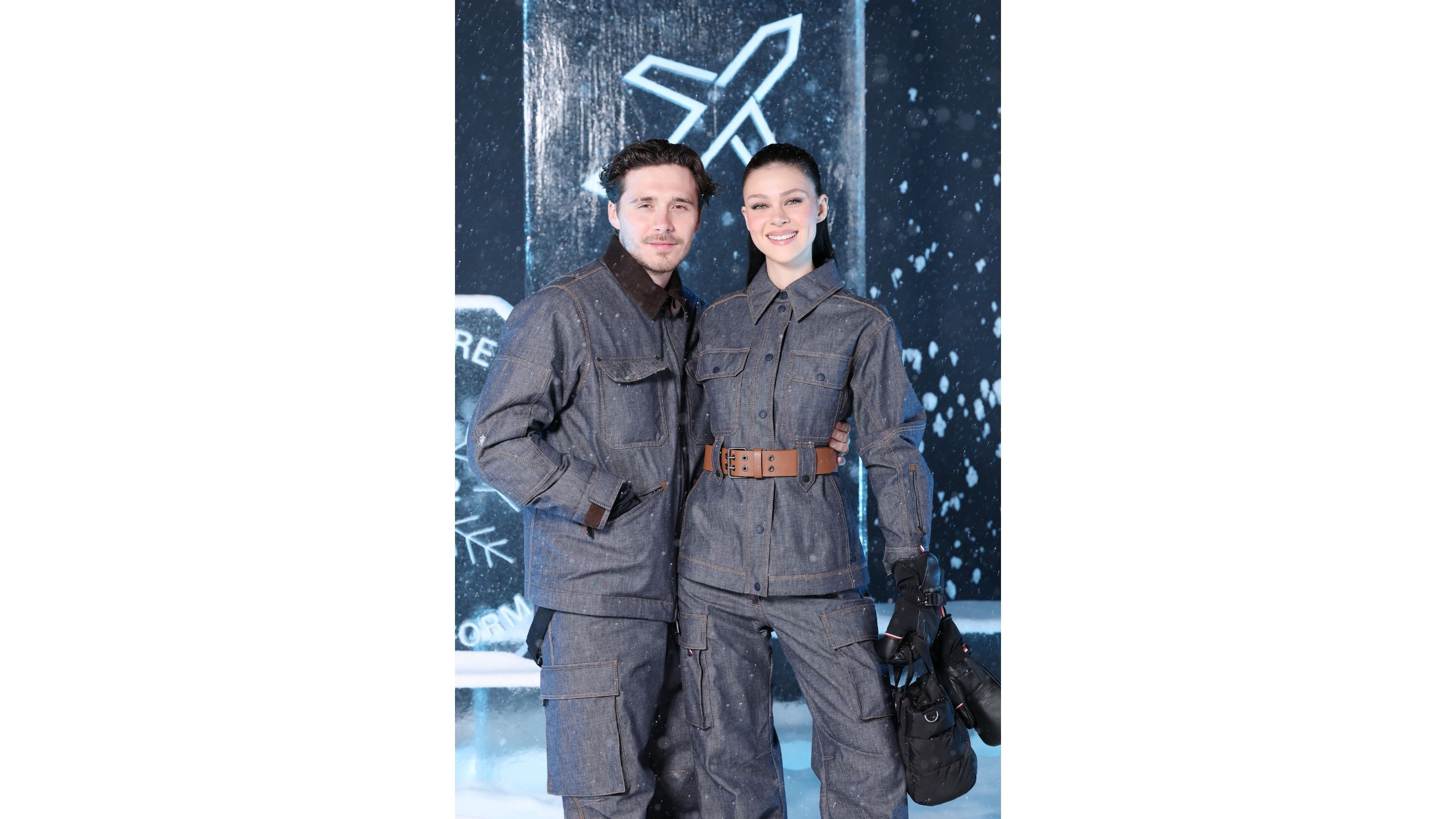 Brooklyn Peltz Beckham e Nicola Peltz partecipano alla sfilata Moncler Grenoble Autunno/Inverno 2025 - Credits Getty Images 