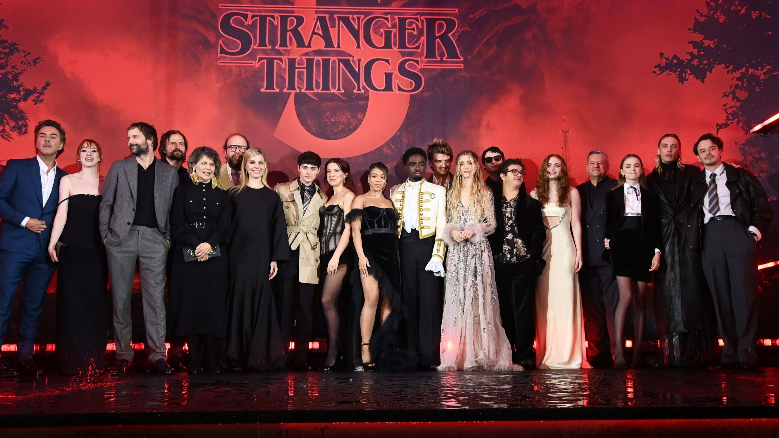 Il cast di "Stranger Things 5” durante la premiere londinese - Credits Getty Images