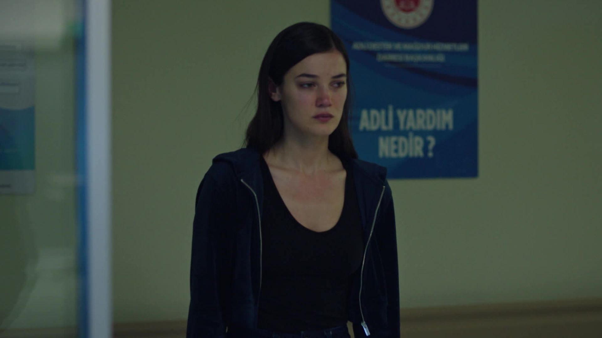 Pinar Deniz (Ceylin) in una scena di Segreti di famiglia 2 