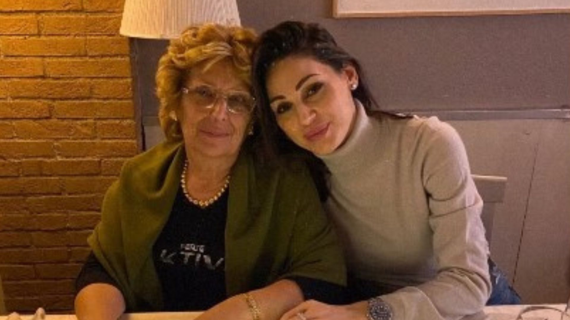 Anna Tatangelo con la mamma