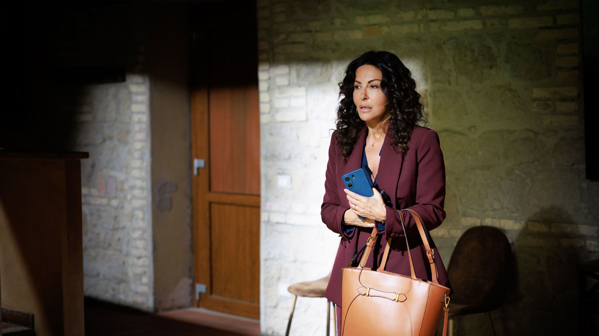 Sabrina Ferilli (Virginia) in una scena di A testa alta - Il coraggio di una donna