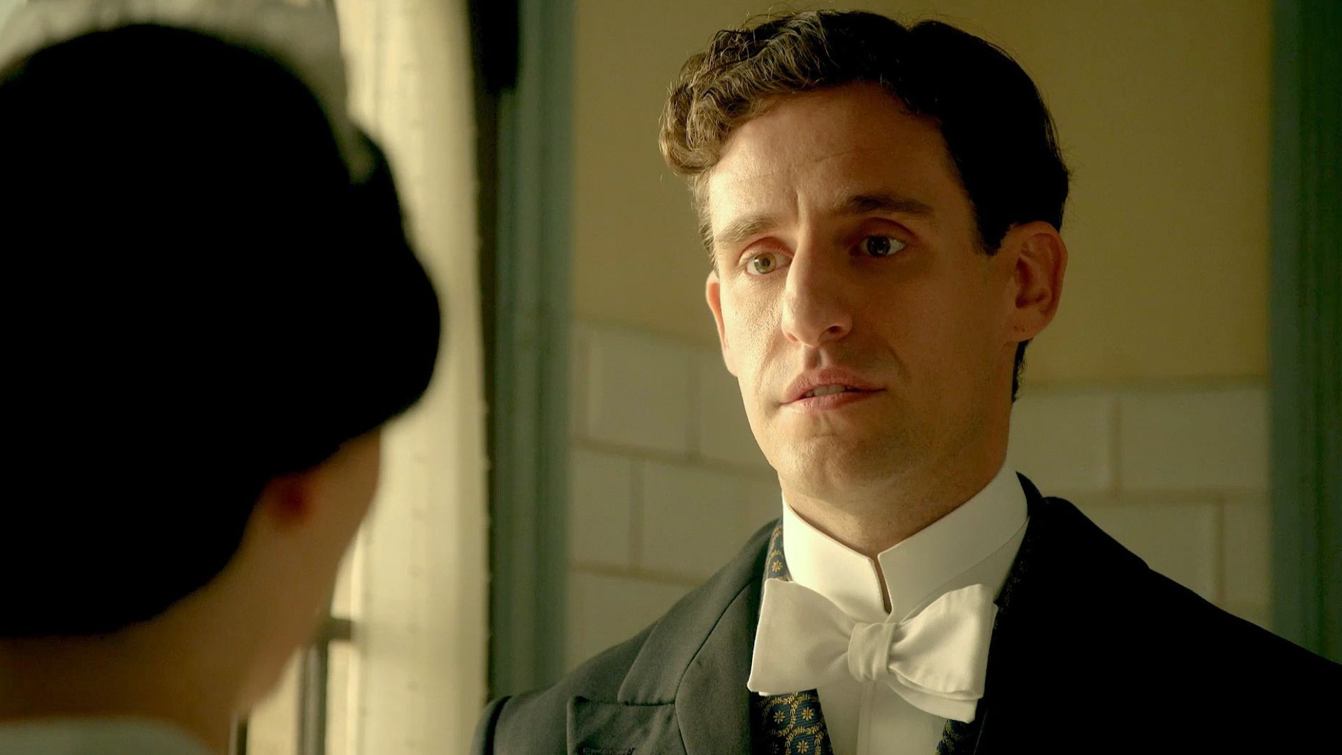 Enrique Fortun (Lopez) in una scena de La Promessa