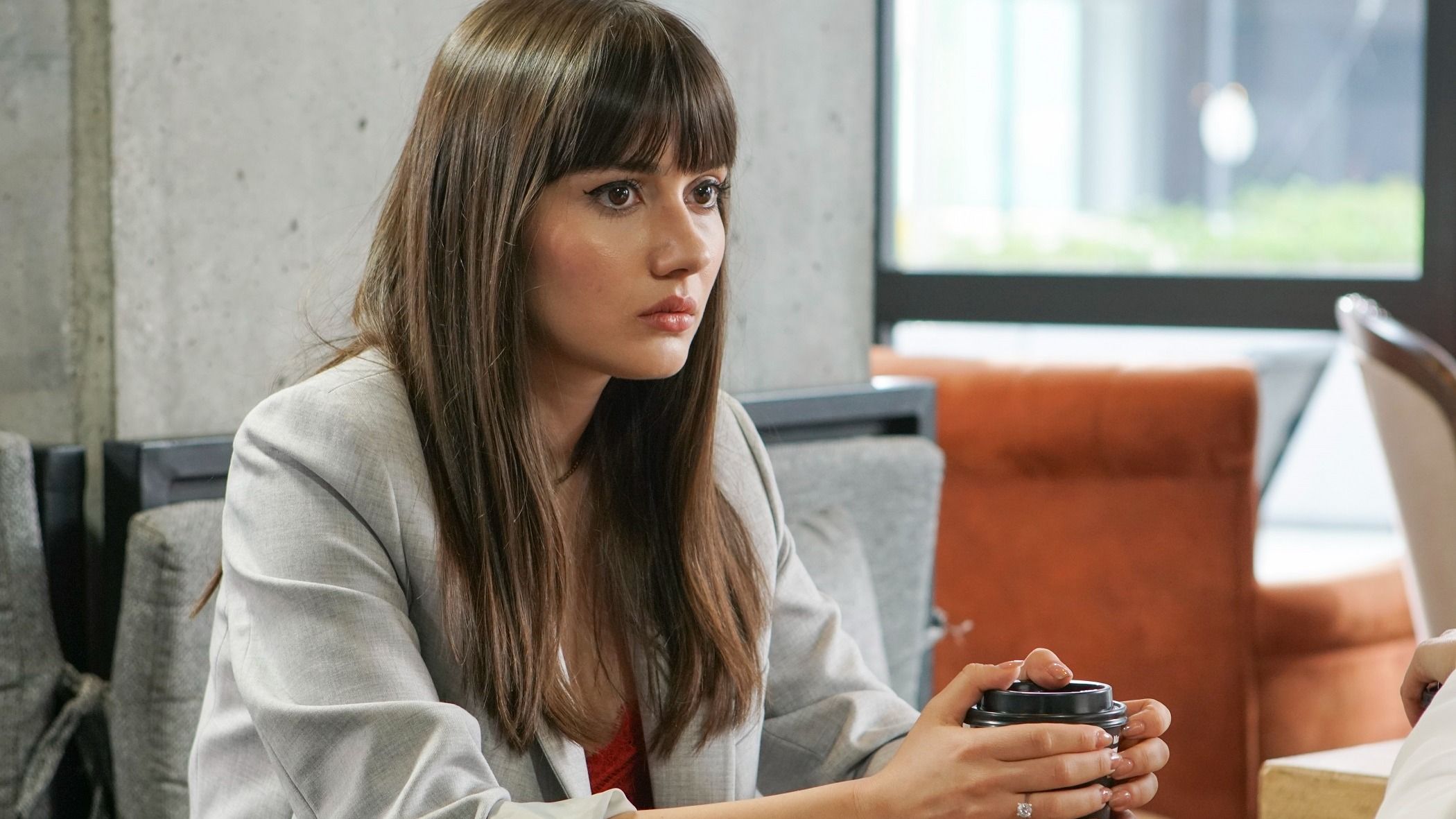 Zeynep (Sevda Erginci) in Forbidden Fruit