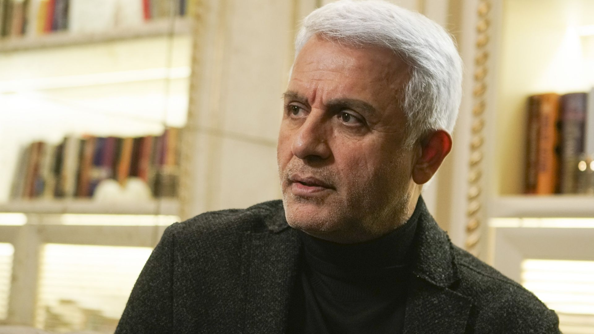 Halit in una scena di Forbidden Fruit 2