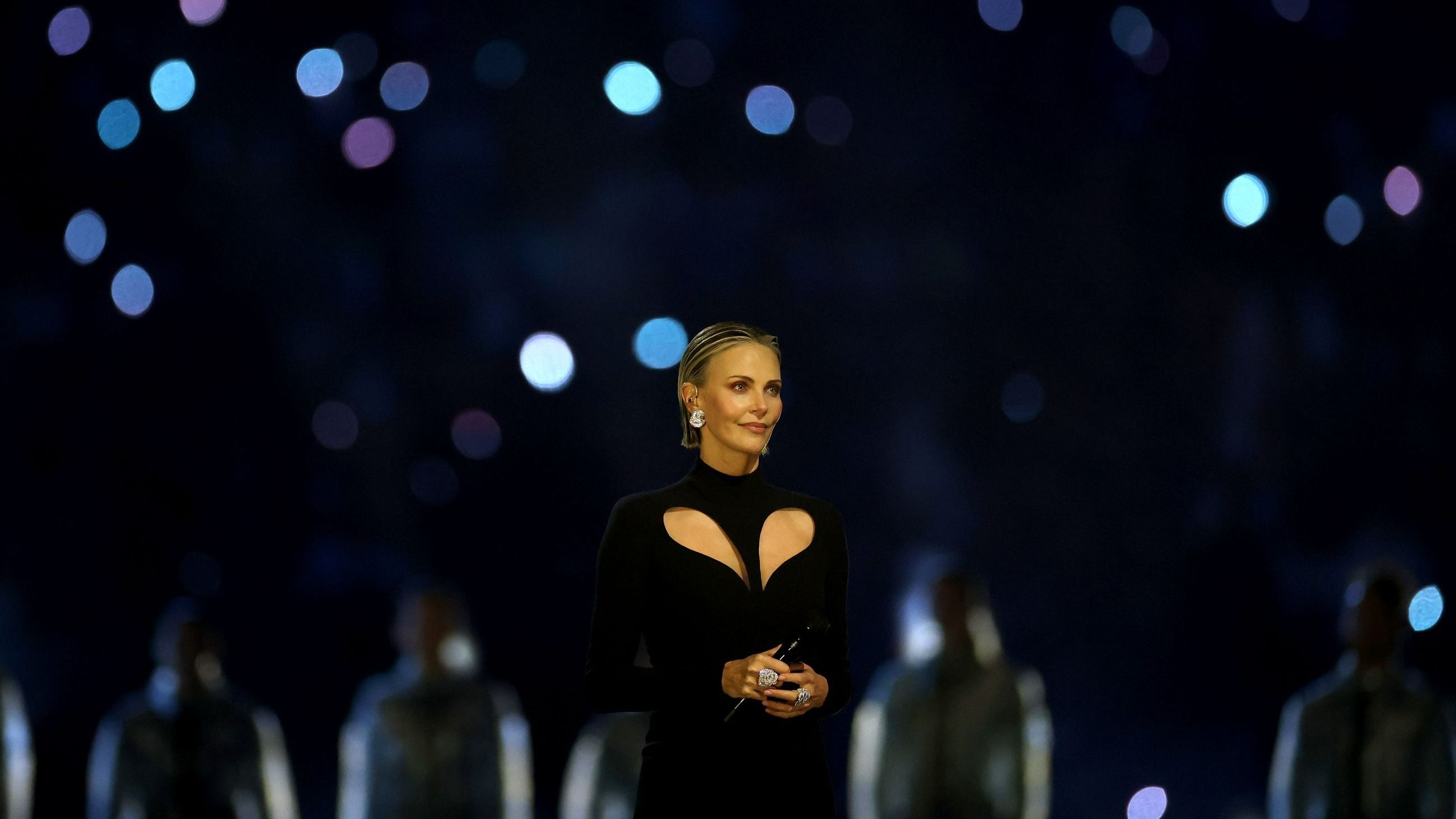 Charlize Theron, Ambasciatrice di Pace delle Nazioni Unite, tiene un discorso ispirato a Nelson Mandela durante la cerimonia di apertura dei Milano Cortina 2026 Winter Olympics allo Stadio San Siro il 6 febbraio 2026 a Milan, Italy - Credits: Getty Images