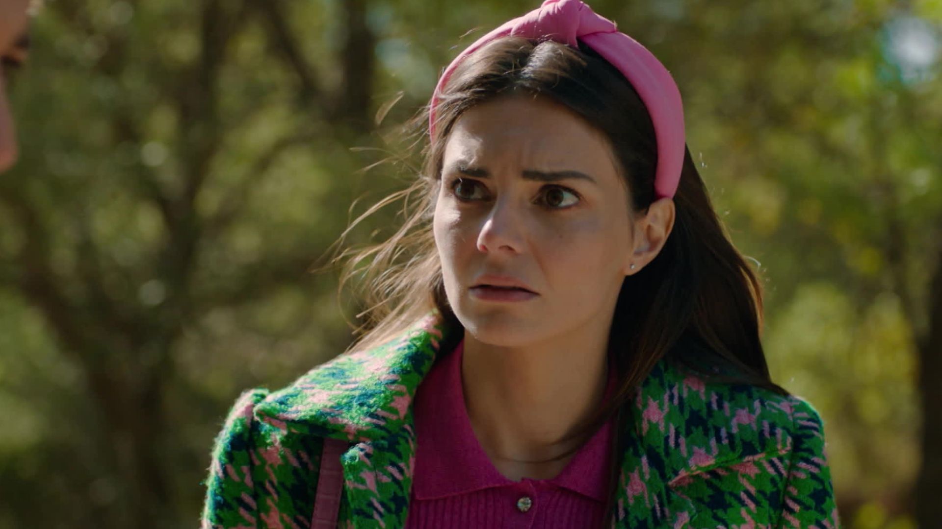 Ozge Demirtel (Biricik) in una scena di Be My Sunshine