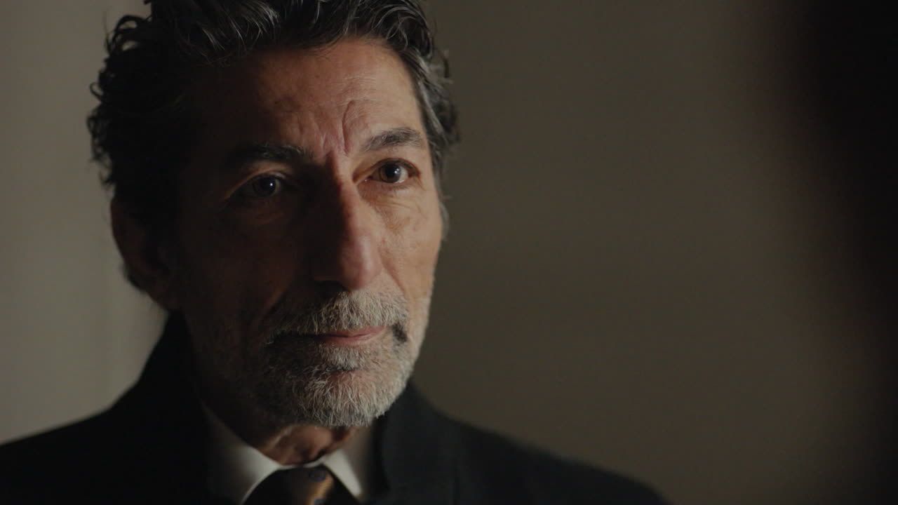 Tarik in una scena di Tradimento