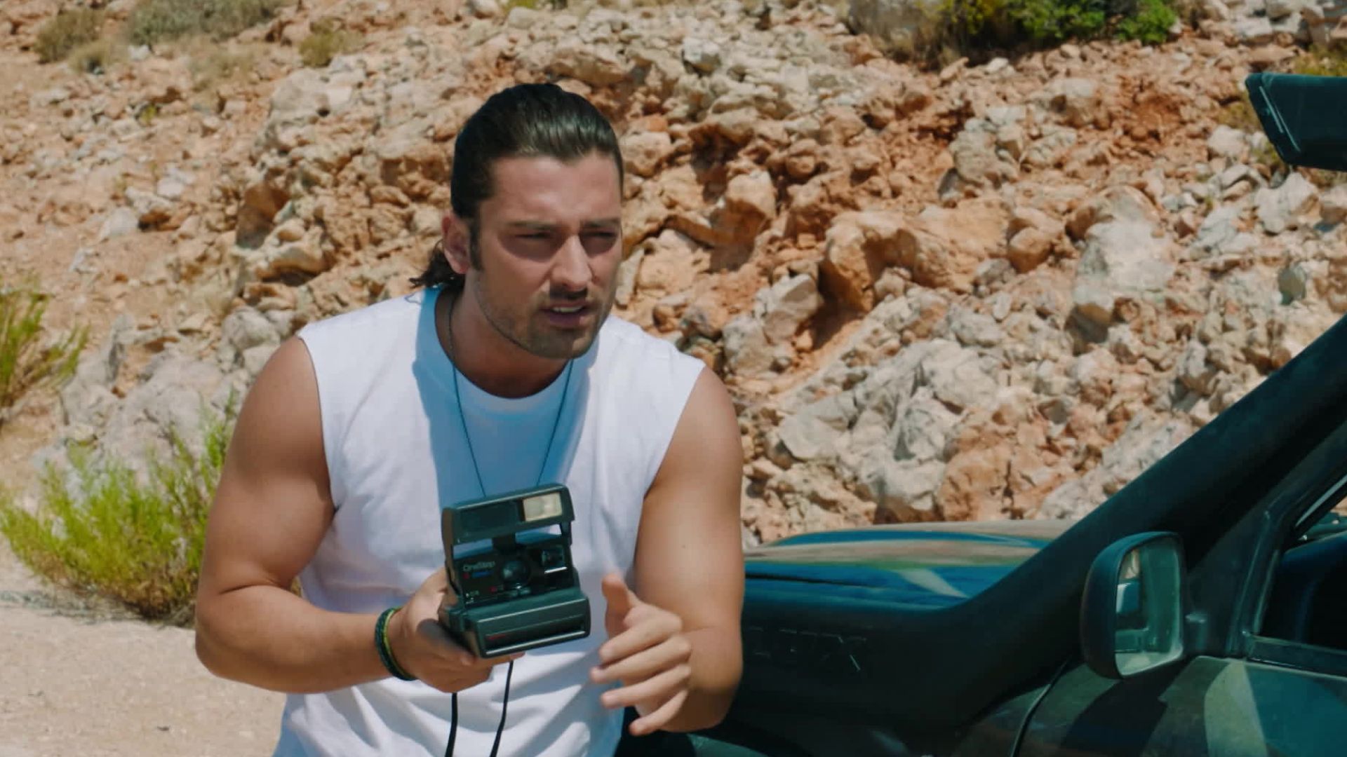 Alp Navruz (Poyraz) in una scena di Be my Sunshine