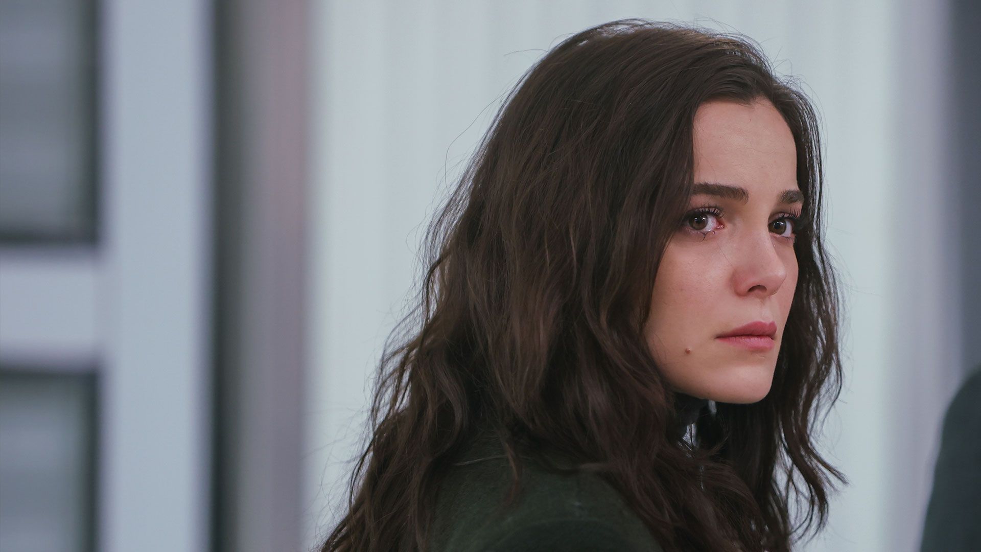 Hafsanur Sancaktutan (Melek Çakırca) in una scena de La notte nel cuore