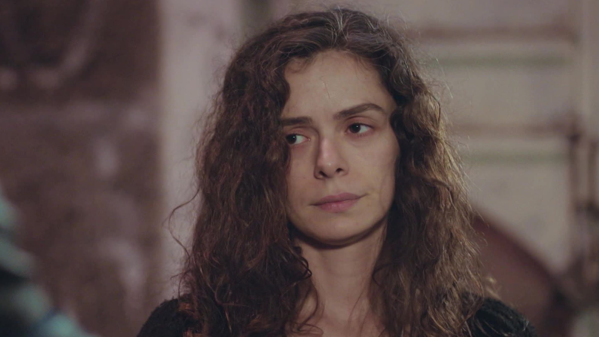 Bahar in una scena de La forza di una donna 3