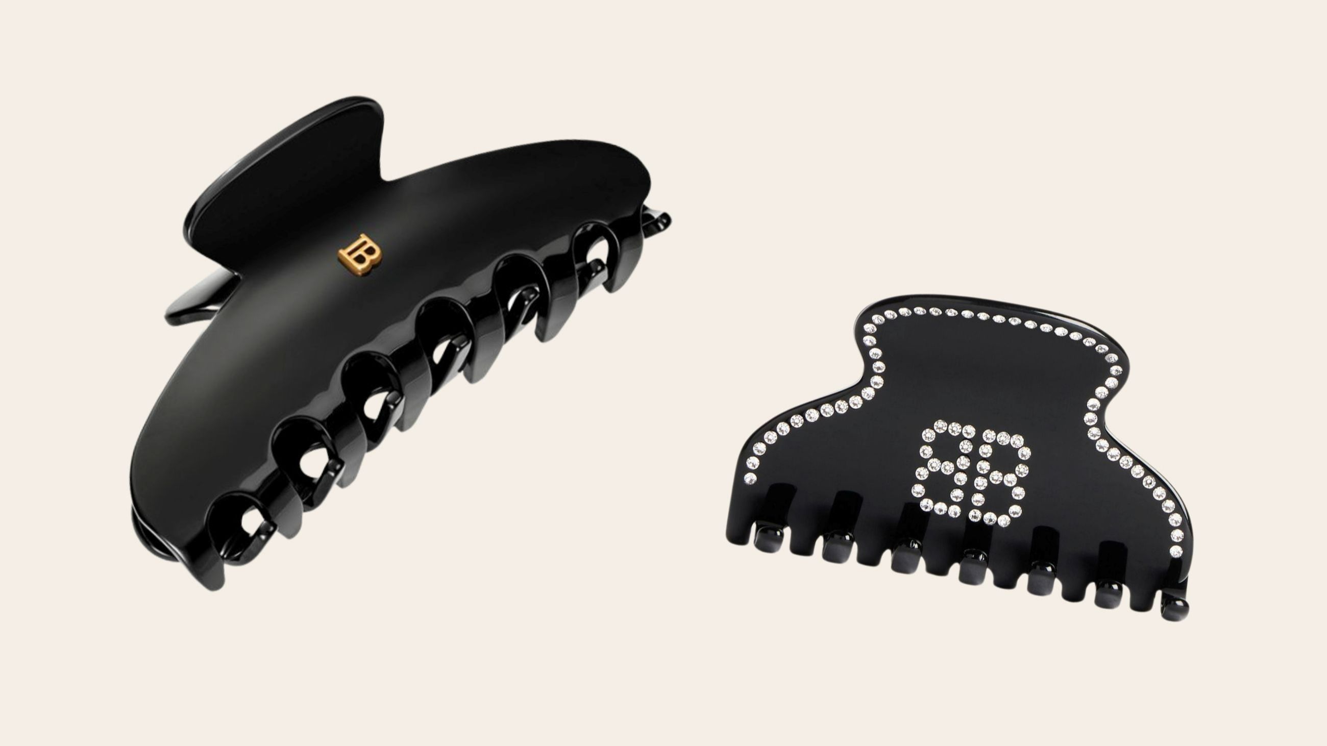 Mollettoni per capelli neri dalle linee semplici e dall’aspetto “gioiello”: a sinistra un modello firmato Balmain Hair e a destra una versione impreziosita da strass di Balenciaga - Credits: www.balmainhair.it, www.balenciaga.com