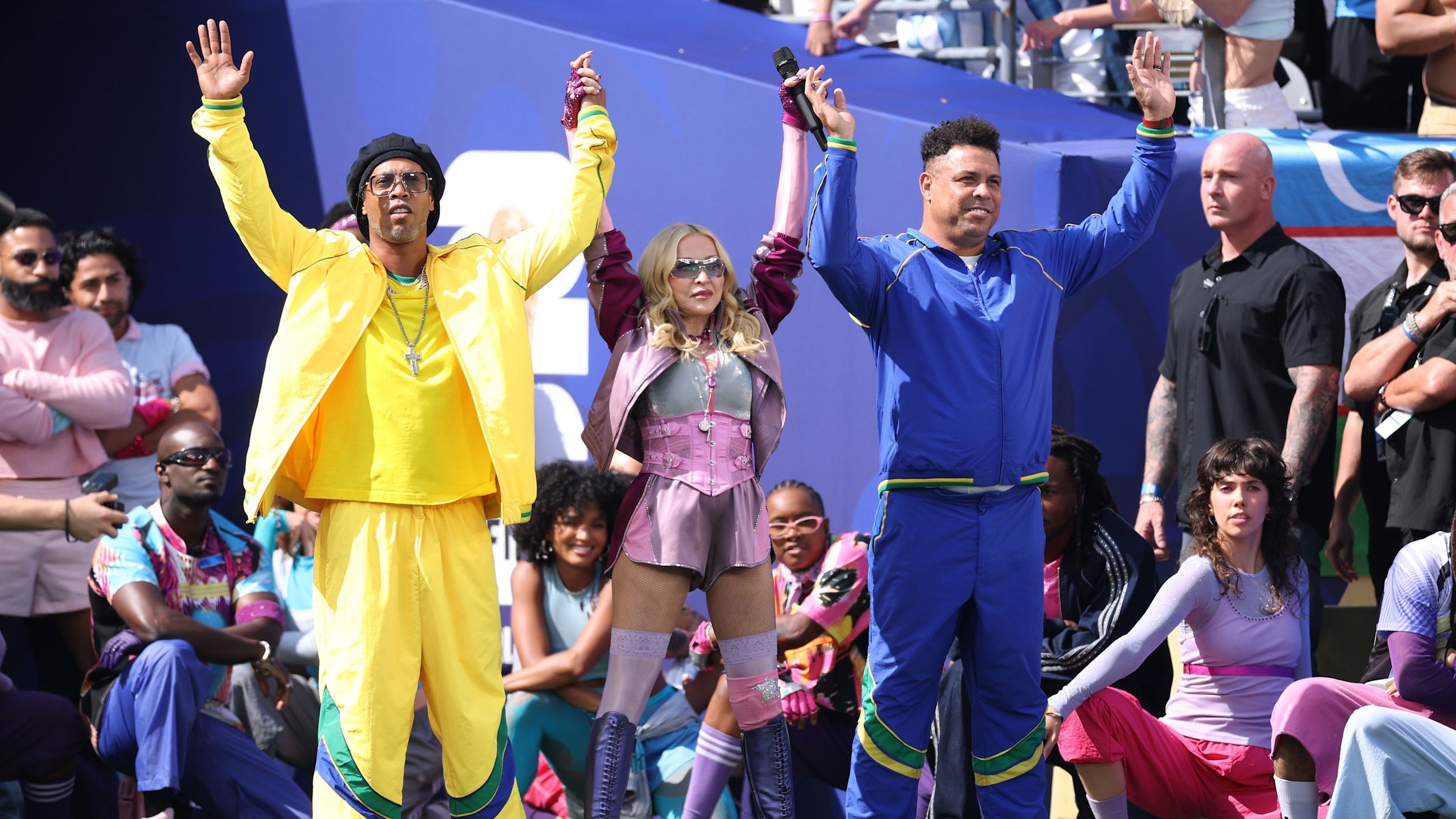  Ronaldinho, Madonna e Ronaldo si esibiscono durante il Topps Final Halftime Show della finale della Coppa del Mondo FIFA 2026 tra Spagna e Argentina al New York New Jersey Stadium, il 19 luglio 2026, a East Rutherford, nel New Jersey - Credits: Getty Images