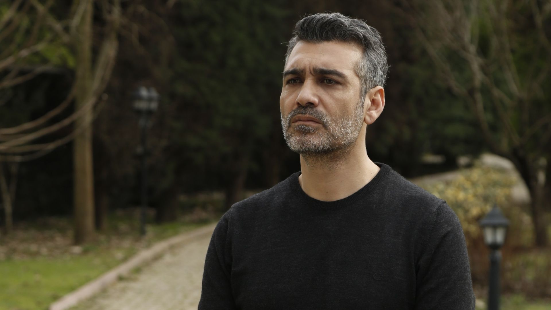 Caner Cindoruk (Sarp Cesmeli) in una scena de La forza di una donna 2