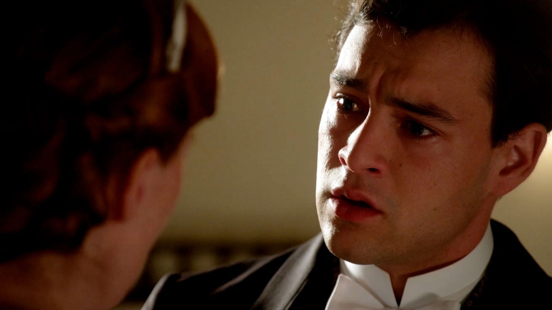 Xavi Lock (Curro) in una scena de La Promessa