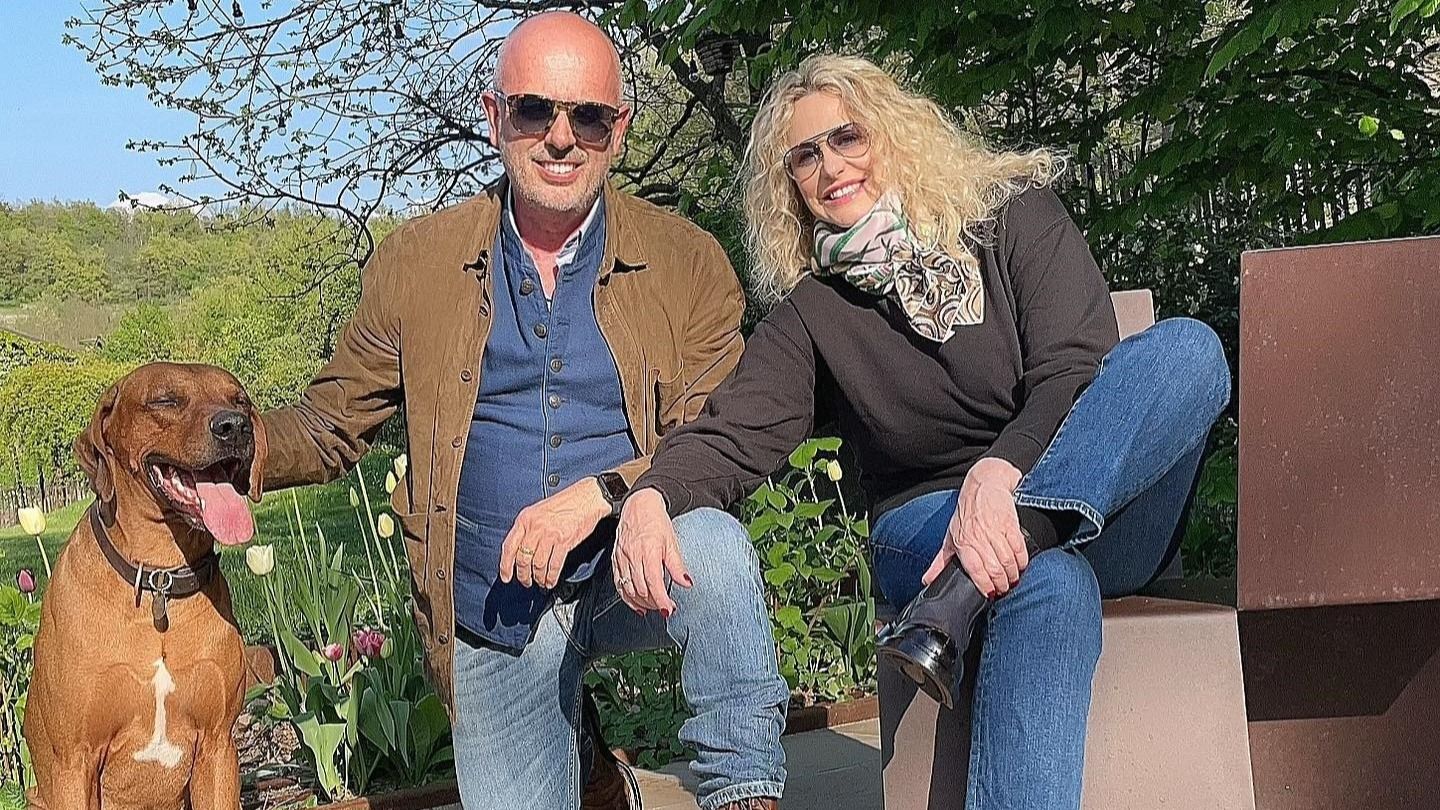 Antonella Clerici insieme al compagno Vittorio Garrone (instagram_@antoclerici)