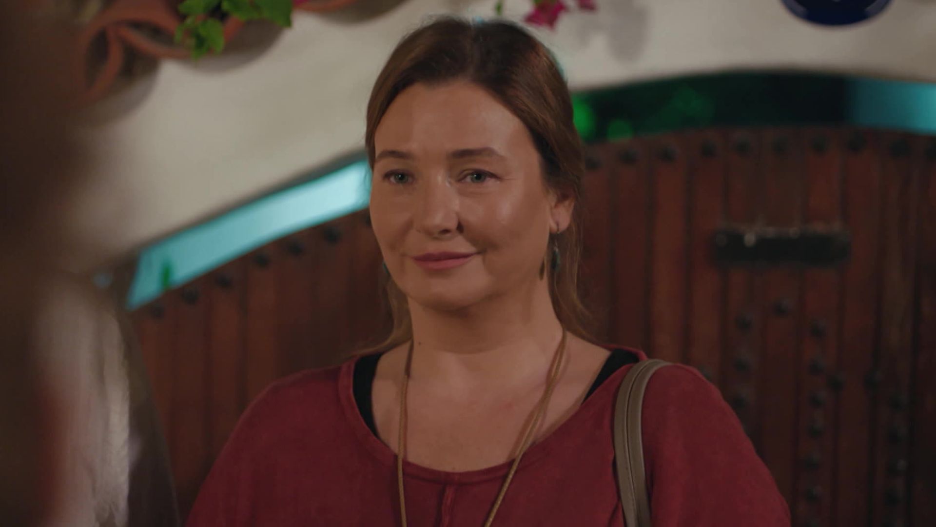 Nihan Buyukagac (Selma) in una scena di Be My Sunshine