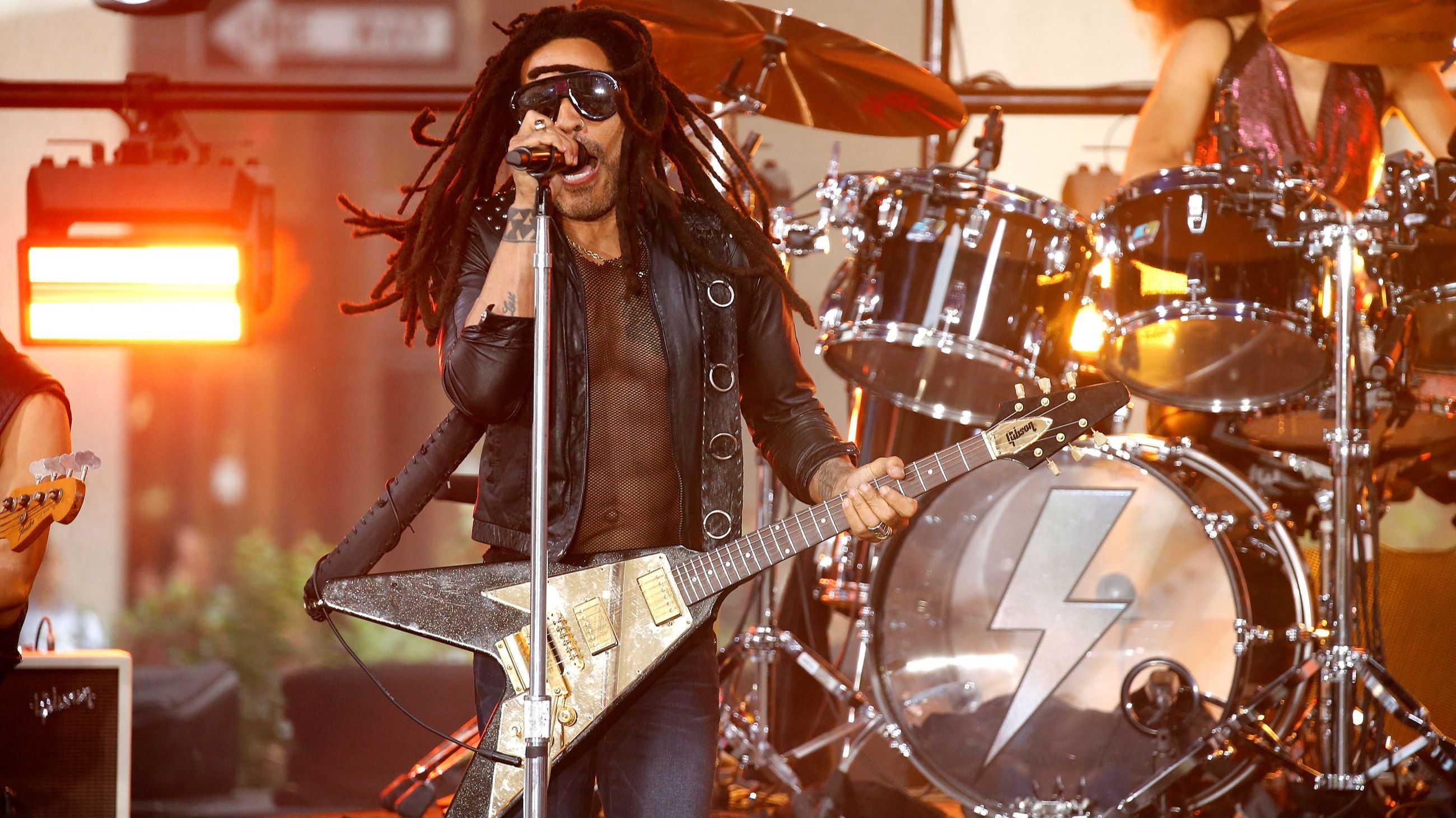 Lenny Kravitz durante una performance al Rockefeller Plaza il 12 Settembre 2024 a New York;
Photo by John Lamparski / Getty Images
